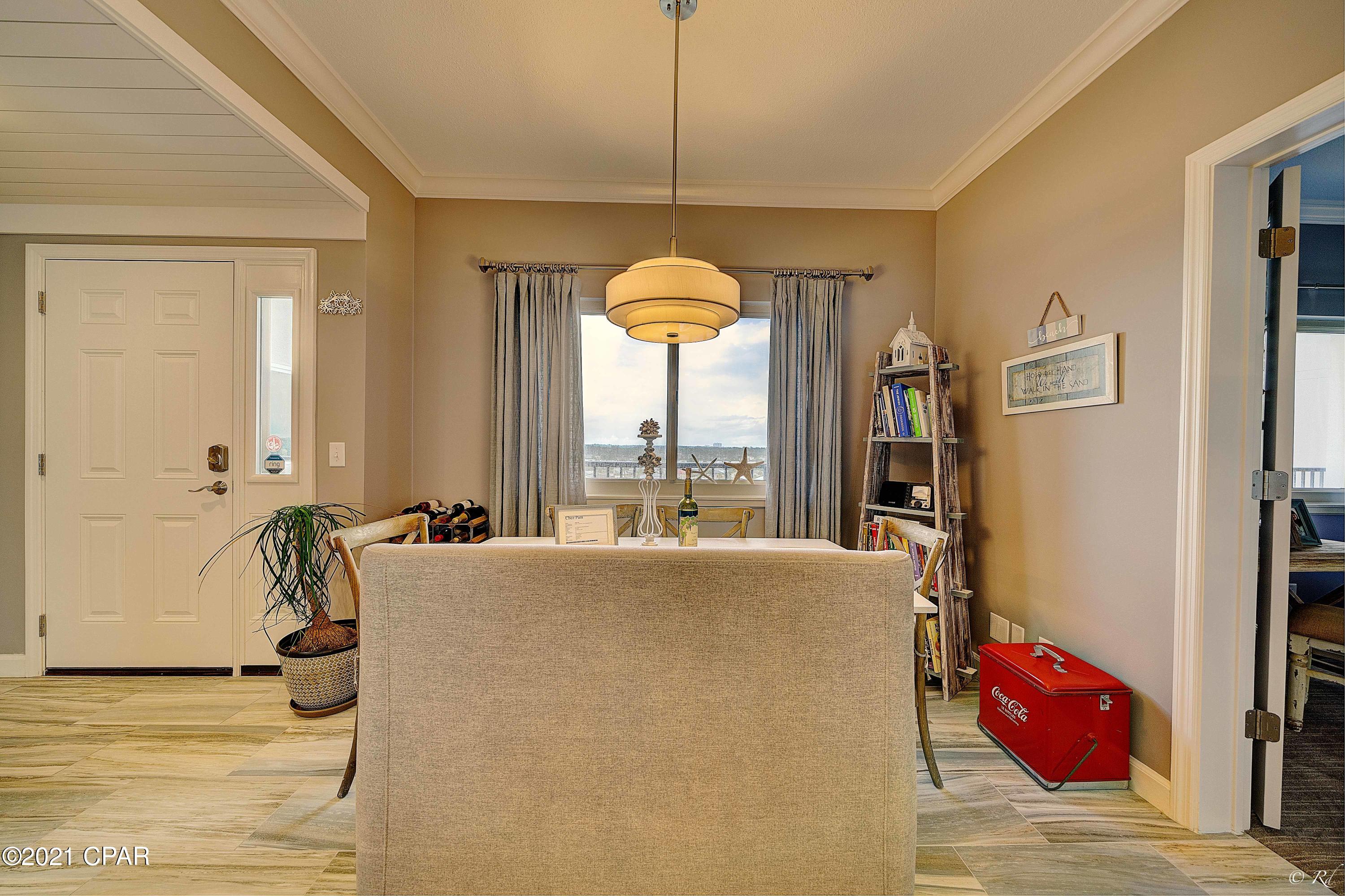 Summerwinds Condo - Residential