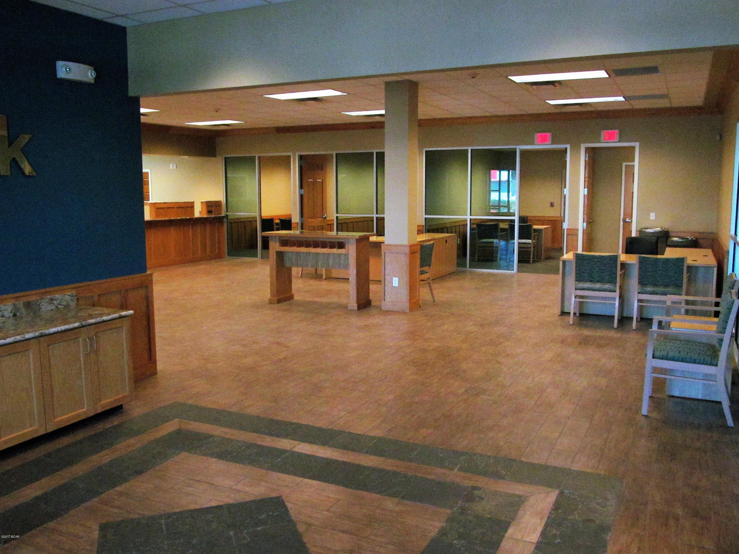 [No Recorded Subdiv] - Commercial Sale