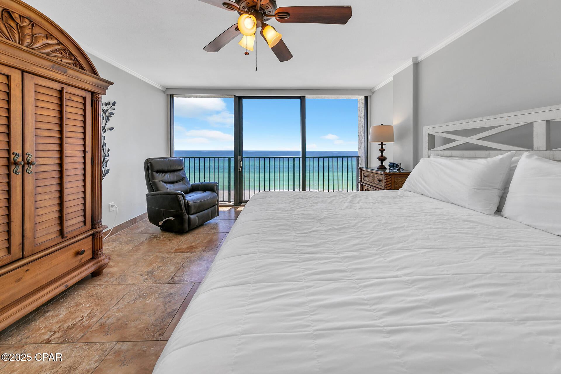 Seachase Condo - Residential