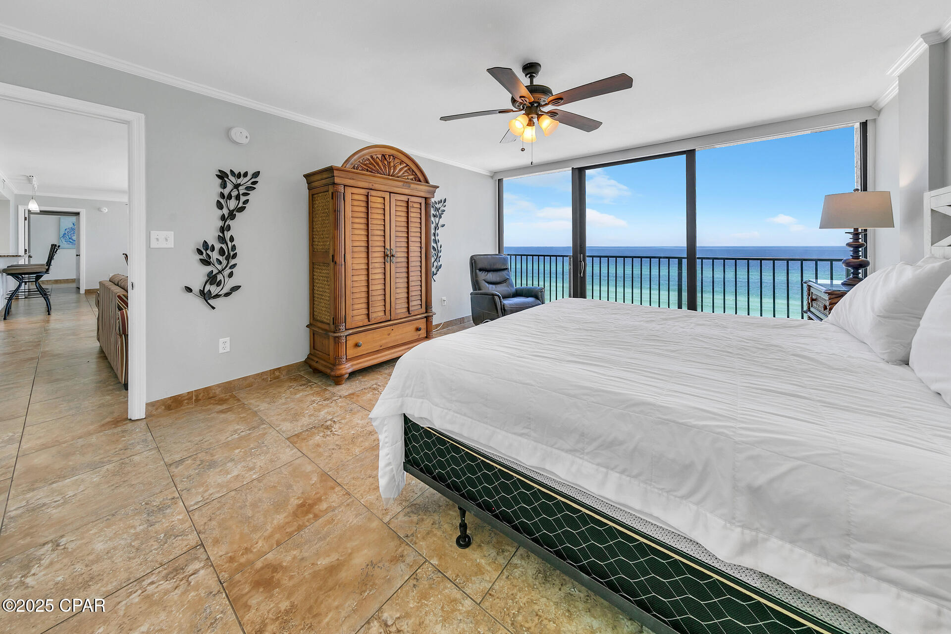 Seachase Condo - Residential