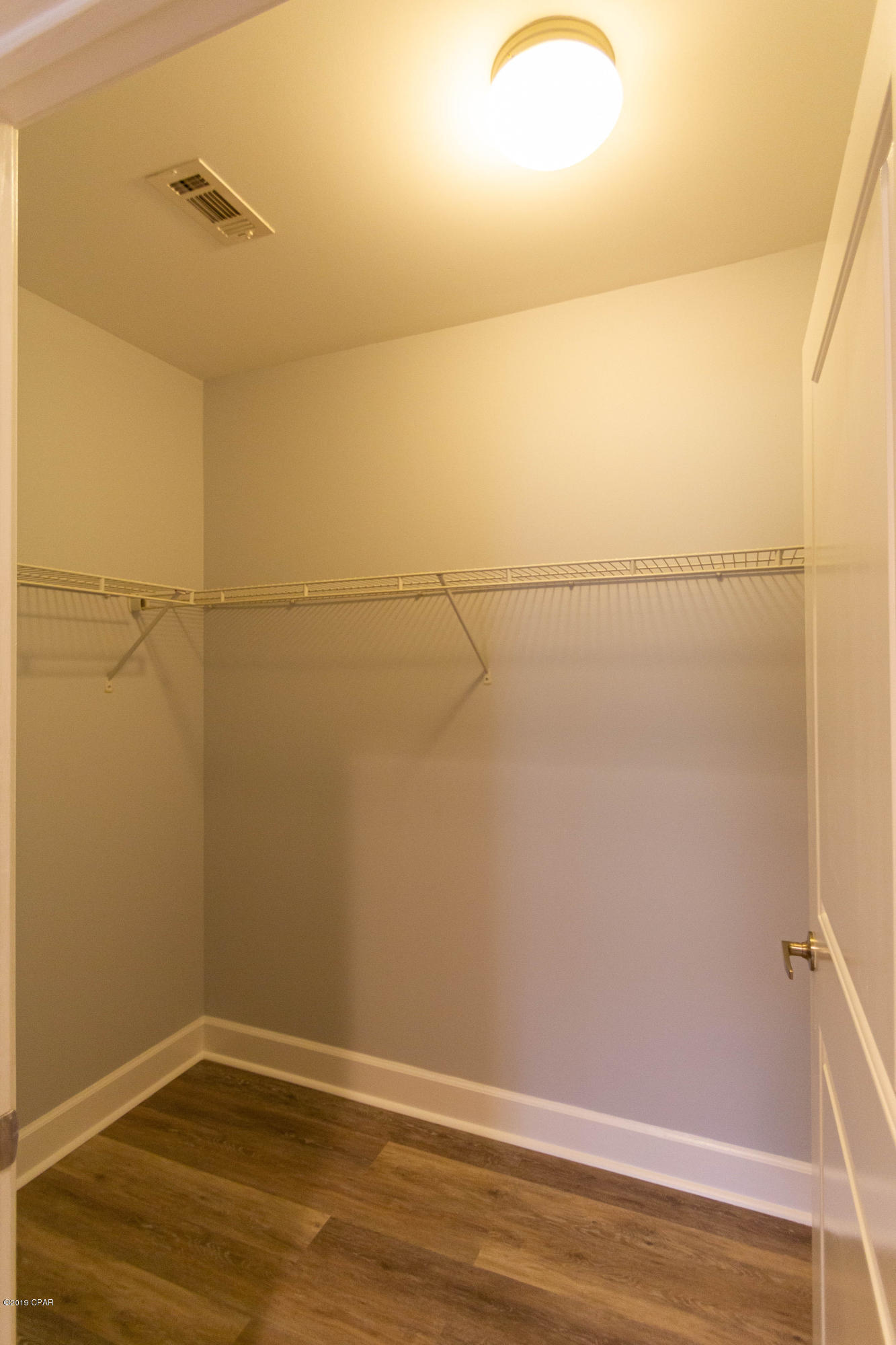 Island Reserve - Residential Lease