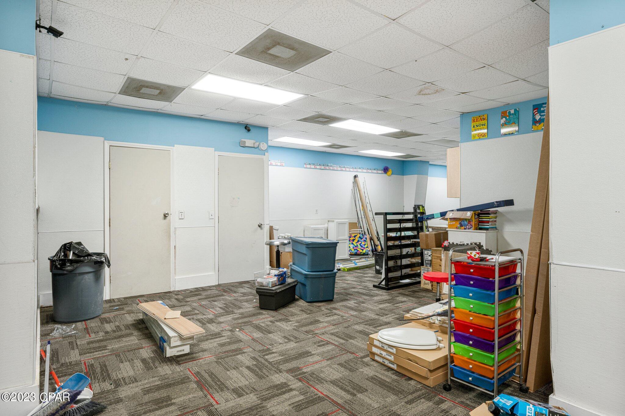 [No Recorded Subdiv] - Commercial Sale