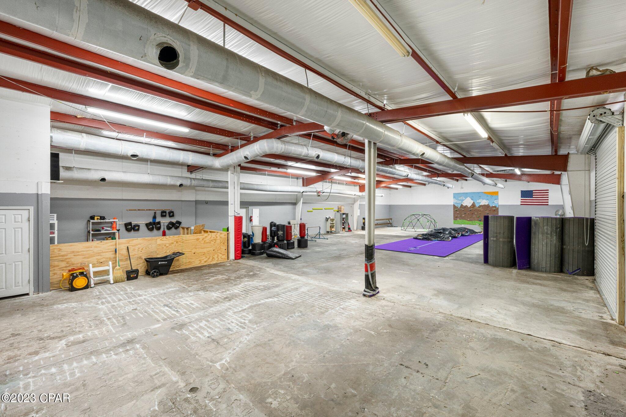 [No Recorded Subdiv] - Commercial Sale