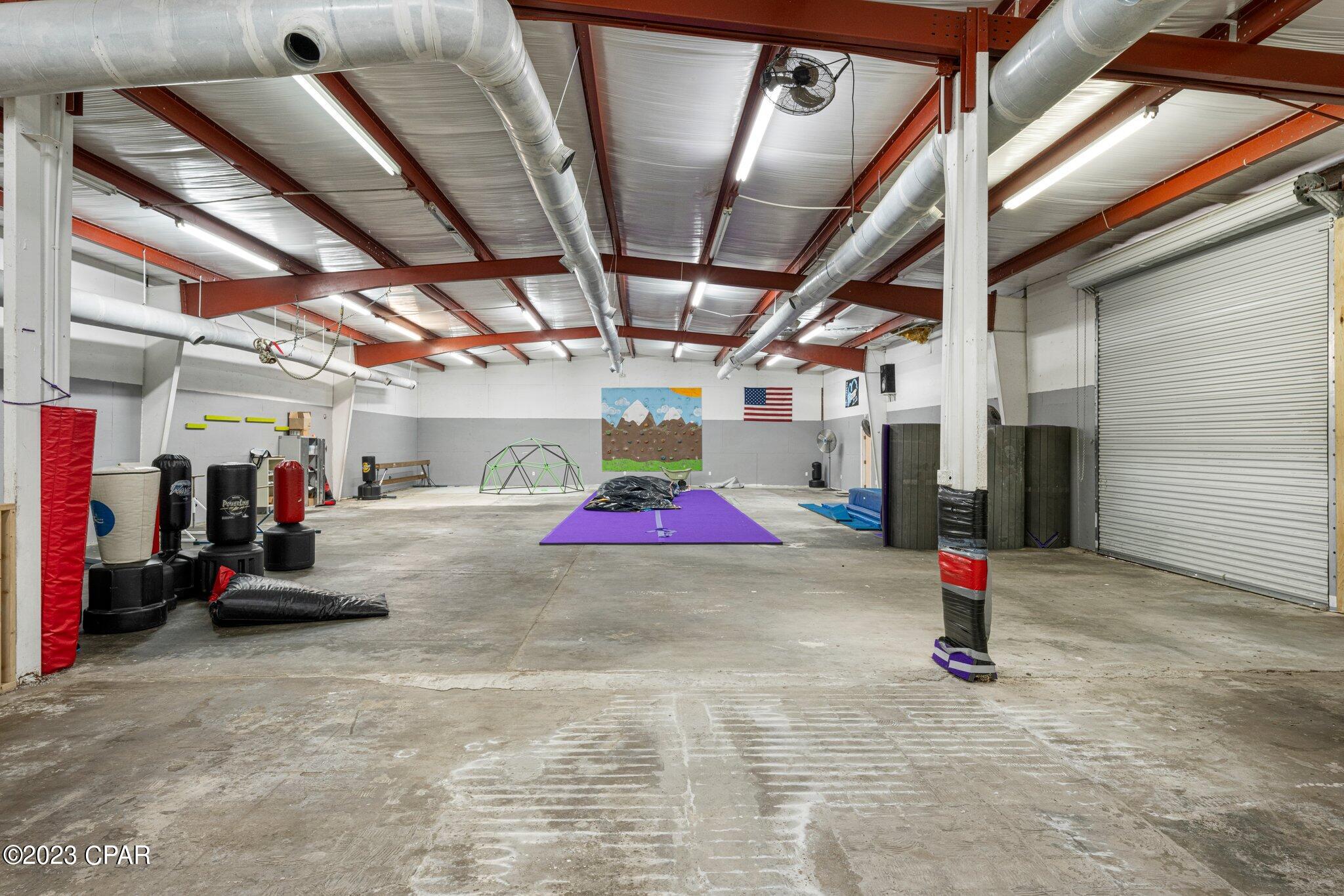 [No Recorded Subdiv] - Commercial Sale