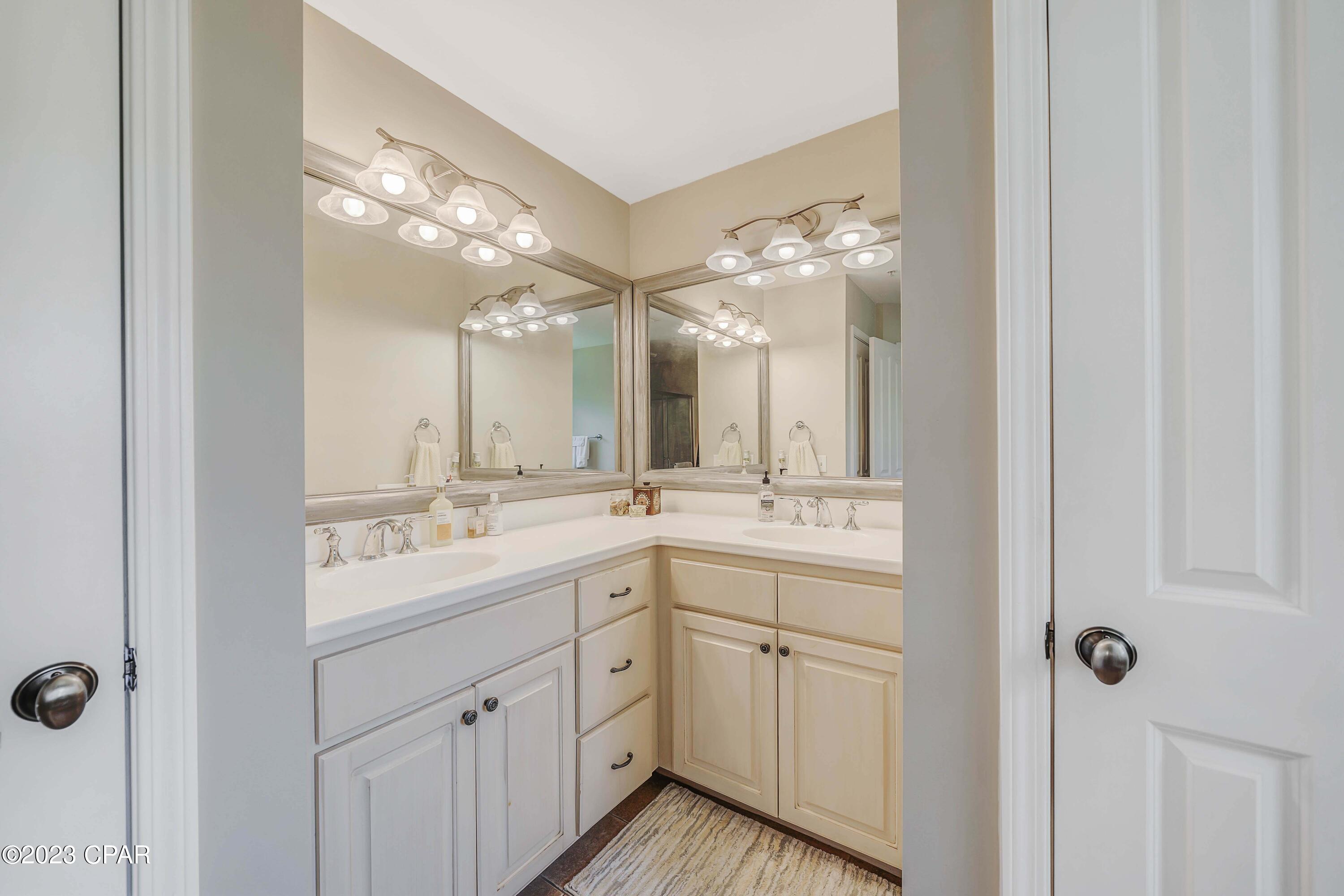 Annabella's Townhomes - Residential