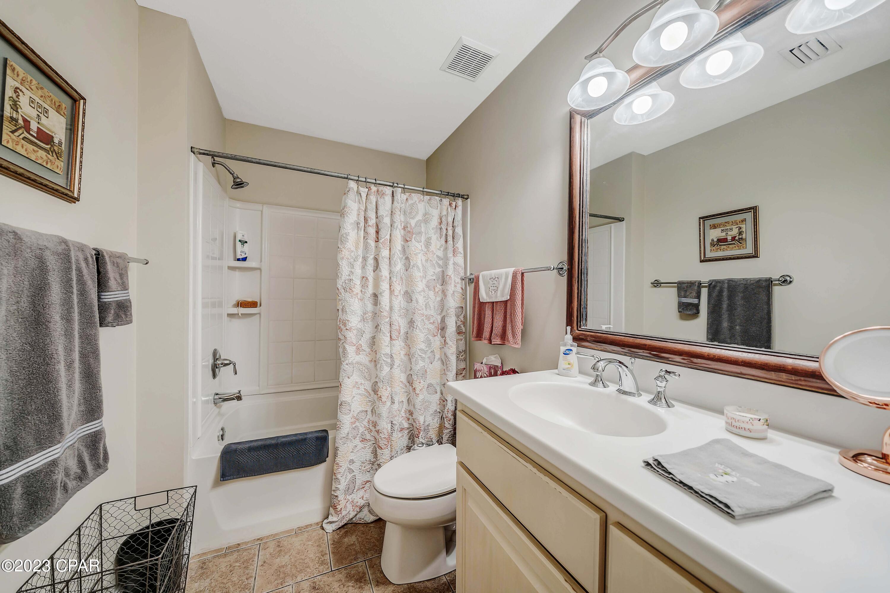 Annabella's Townhomes - Residential