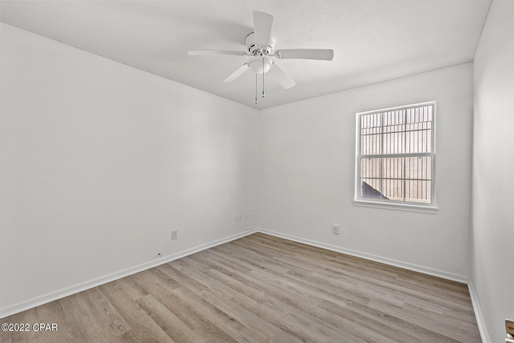 Shadow Bay Unit 1 - Residential