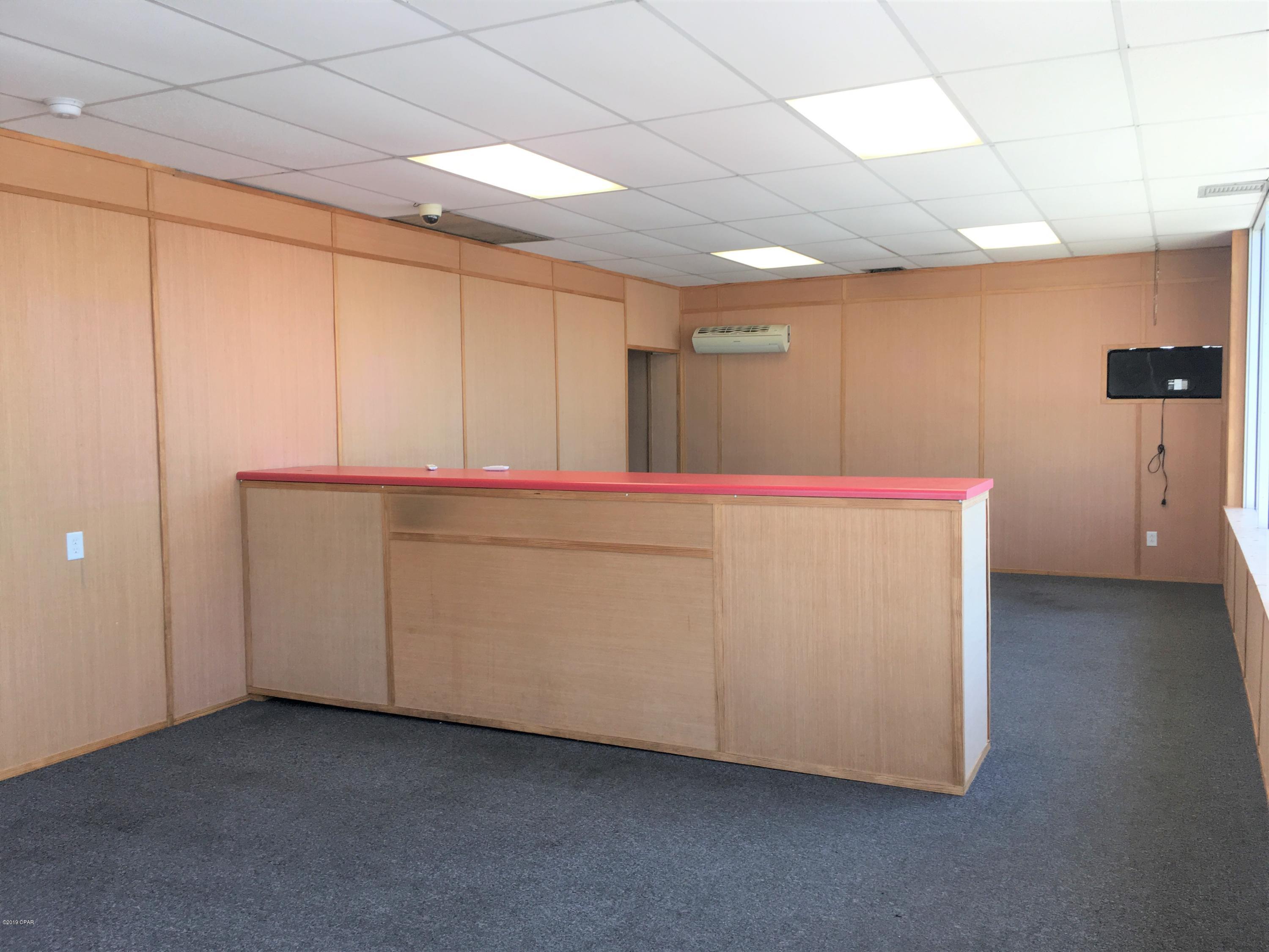 [No Recorded Subdiv] - Commercial Lease