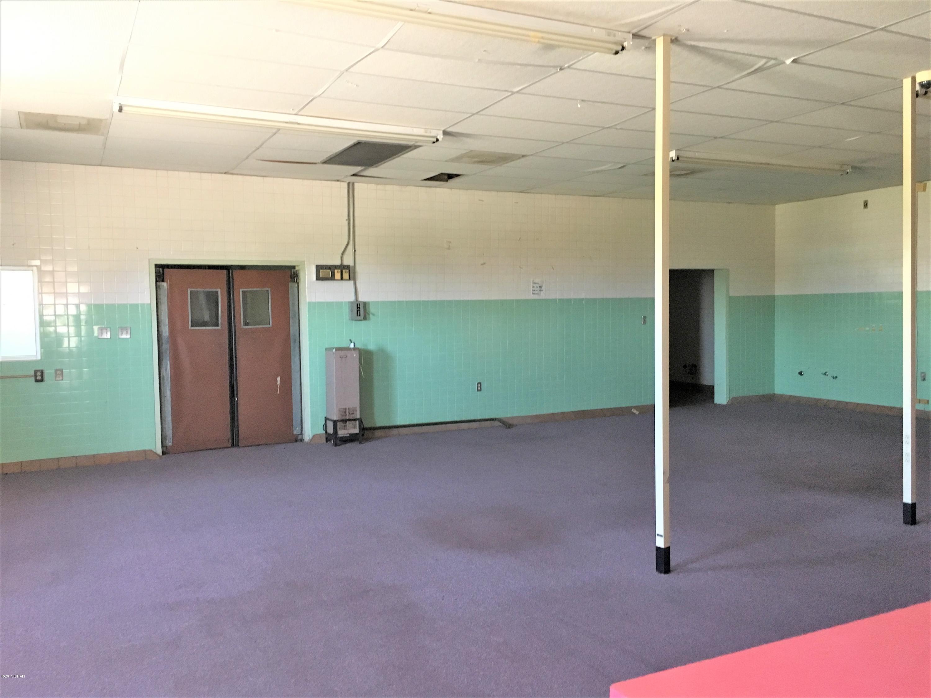 [No Recorded Subdiv] - Commercial Lease