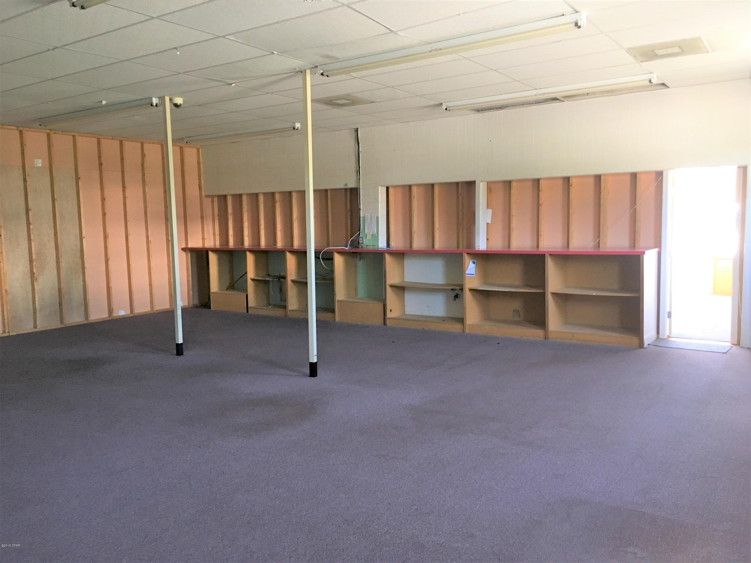 [No Recorded Subdiv] - Commercial Lease