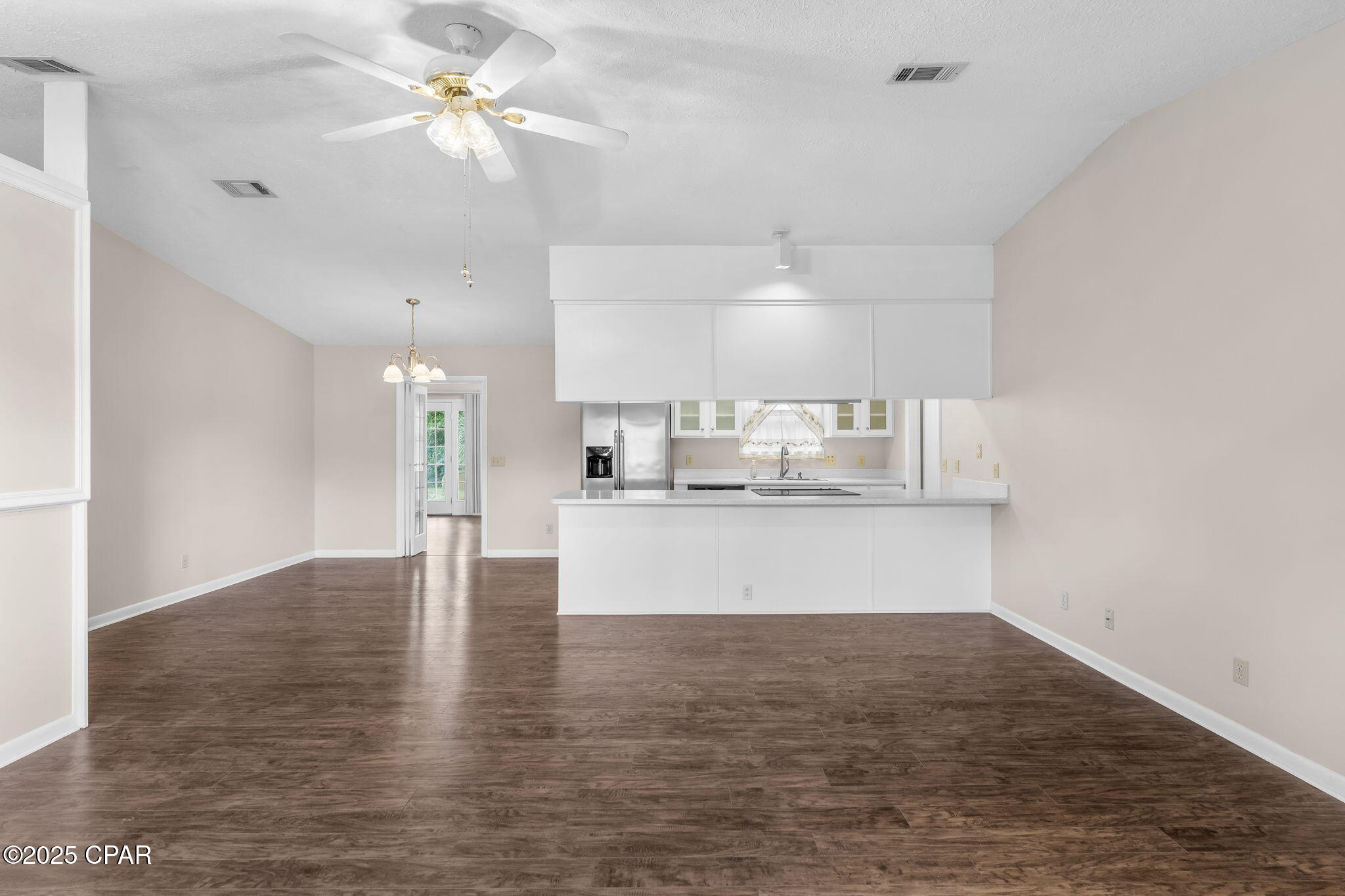 Venetian Villa 1st Add Replat - Residential