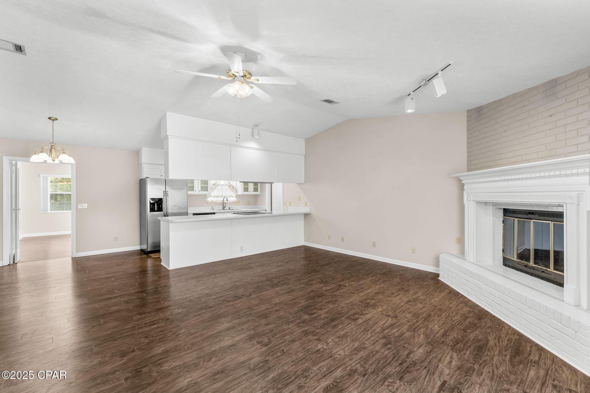 Venetian Villa 1st Add Replat - Residential