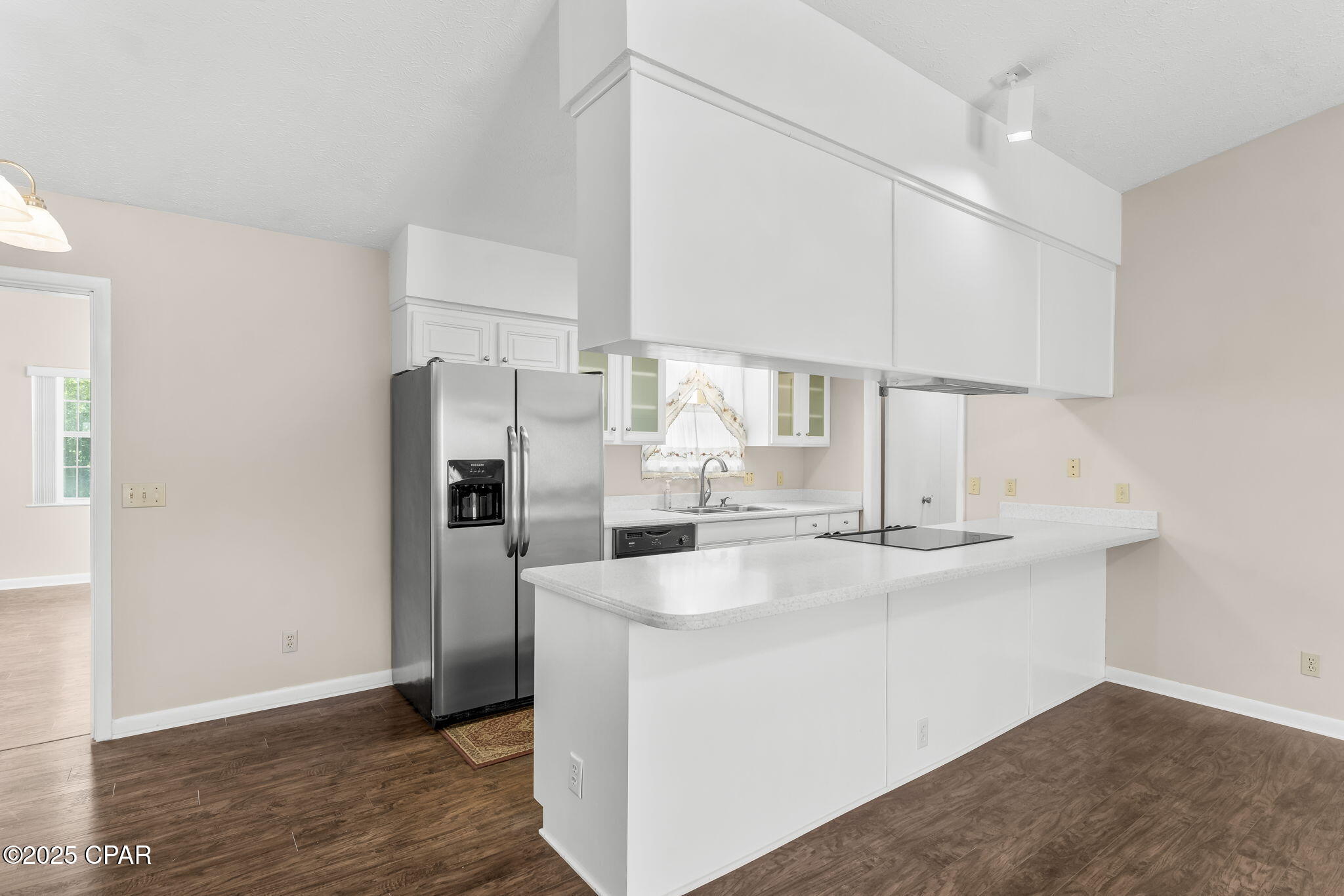 Venetian Villa 1st Add Replat - Residential