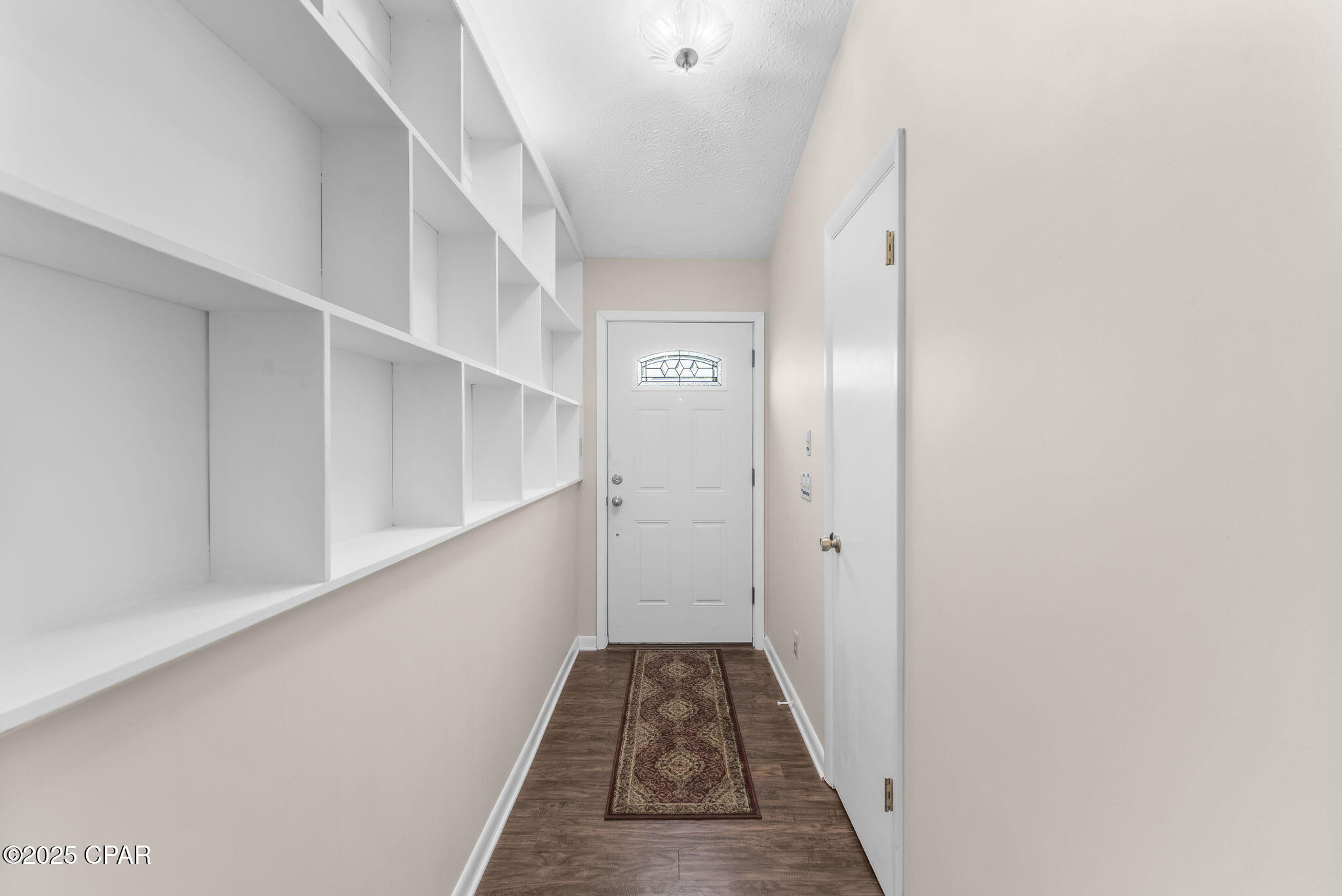 Venetian Villa 1st Add Replat - Residential