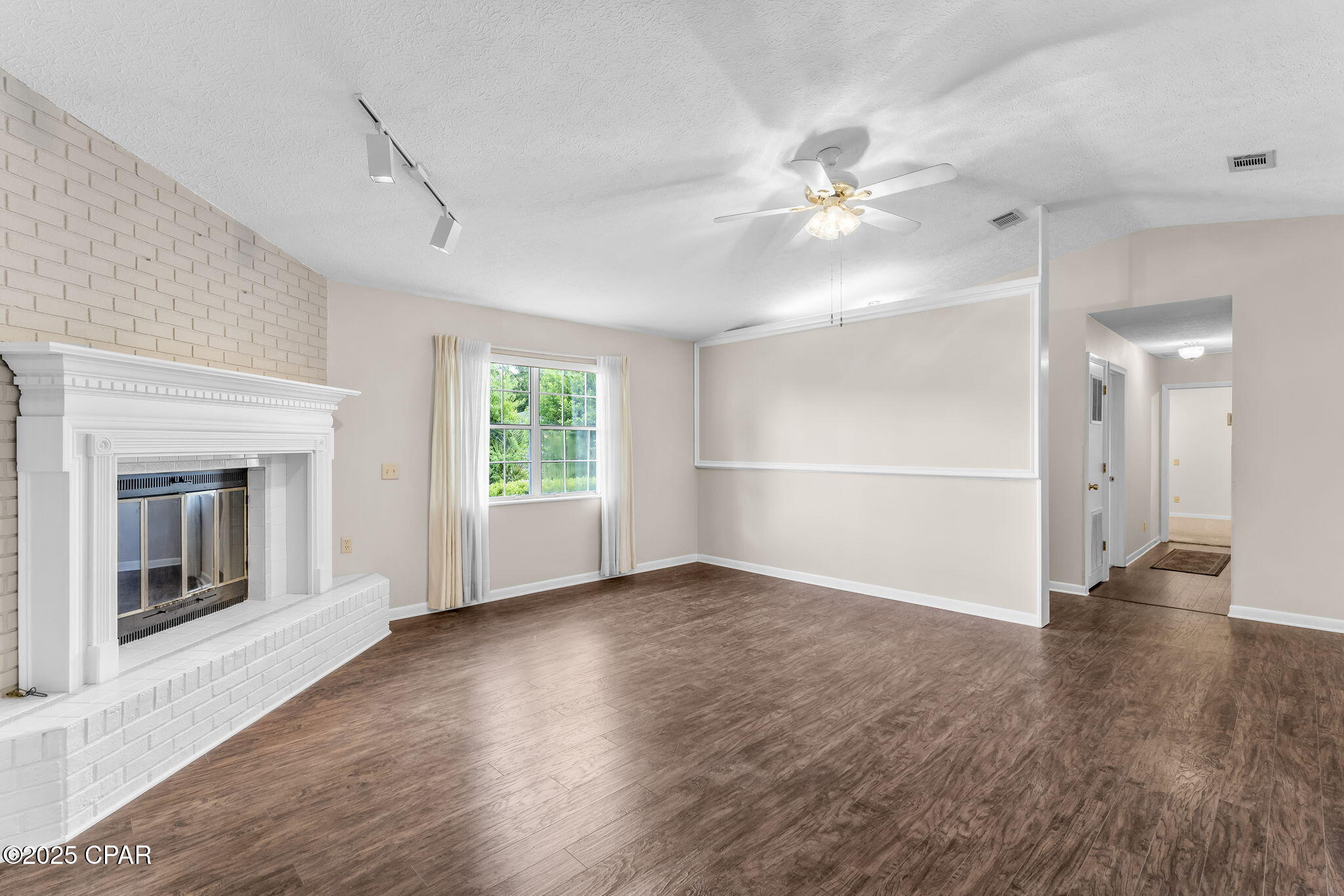 Venetian Villa 1st Add Replat - Residential