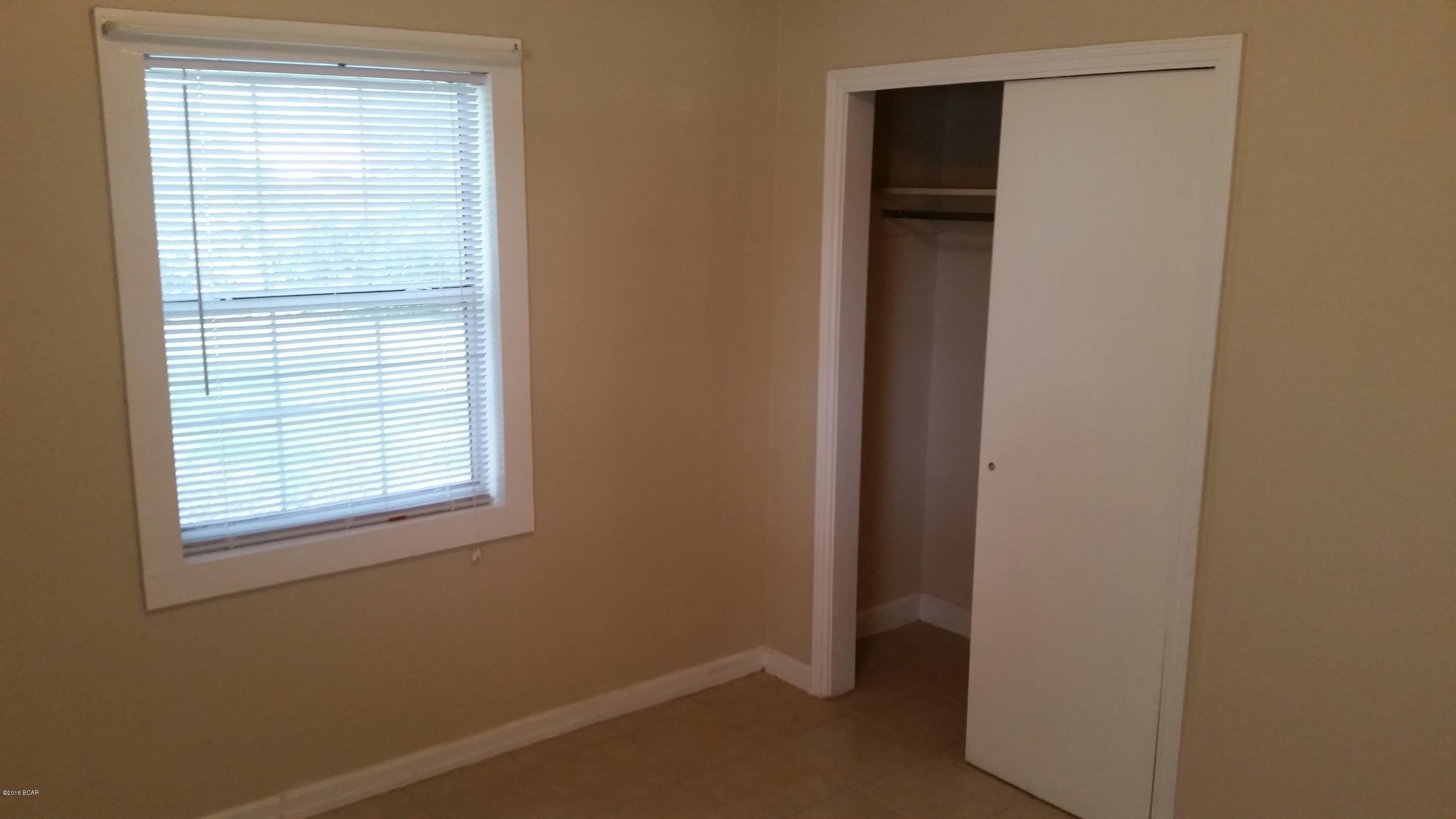 Jinks Sub U-1 - Residential Lease