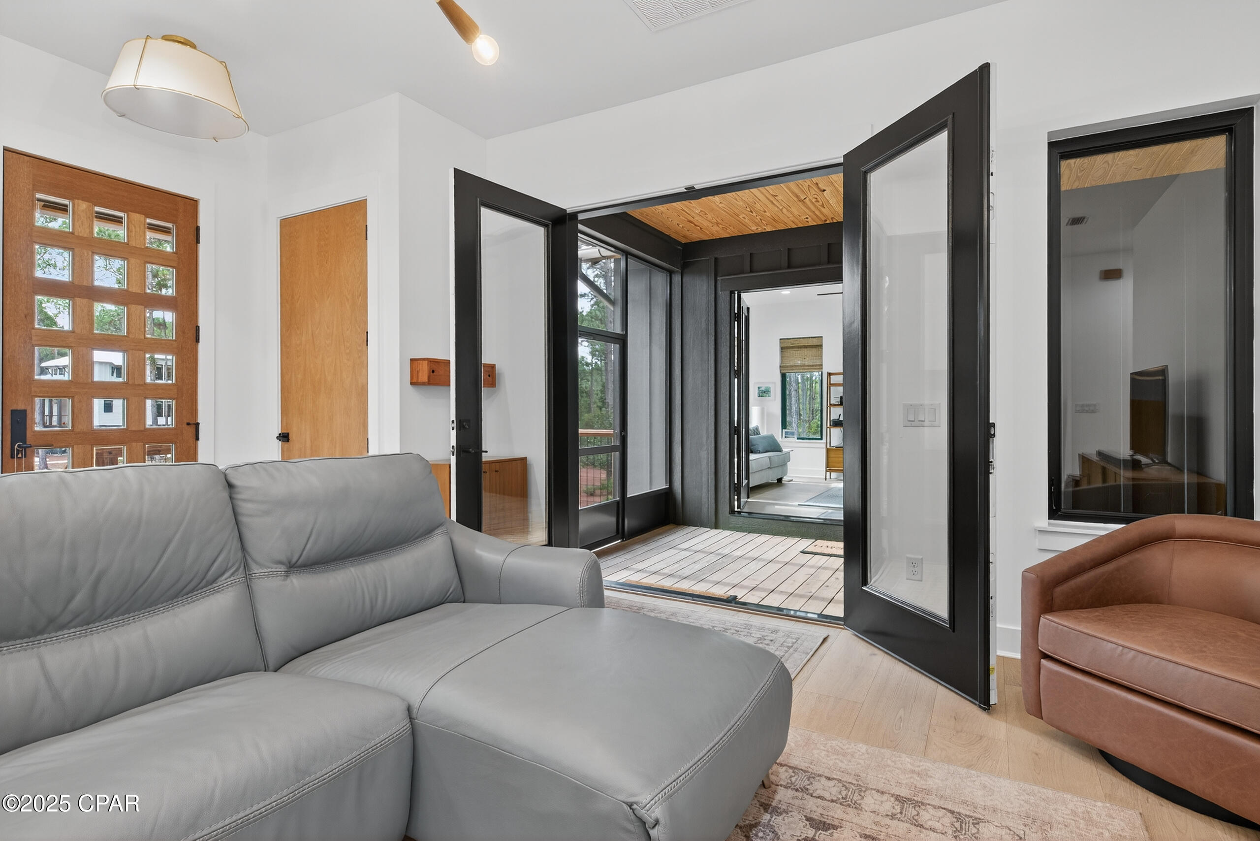 Rivercamps On Crooked Creek - Residential