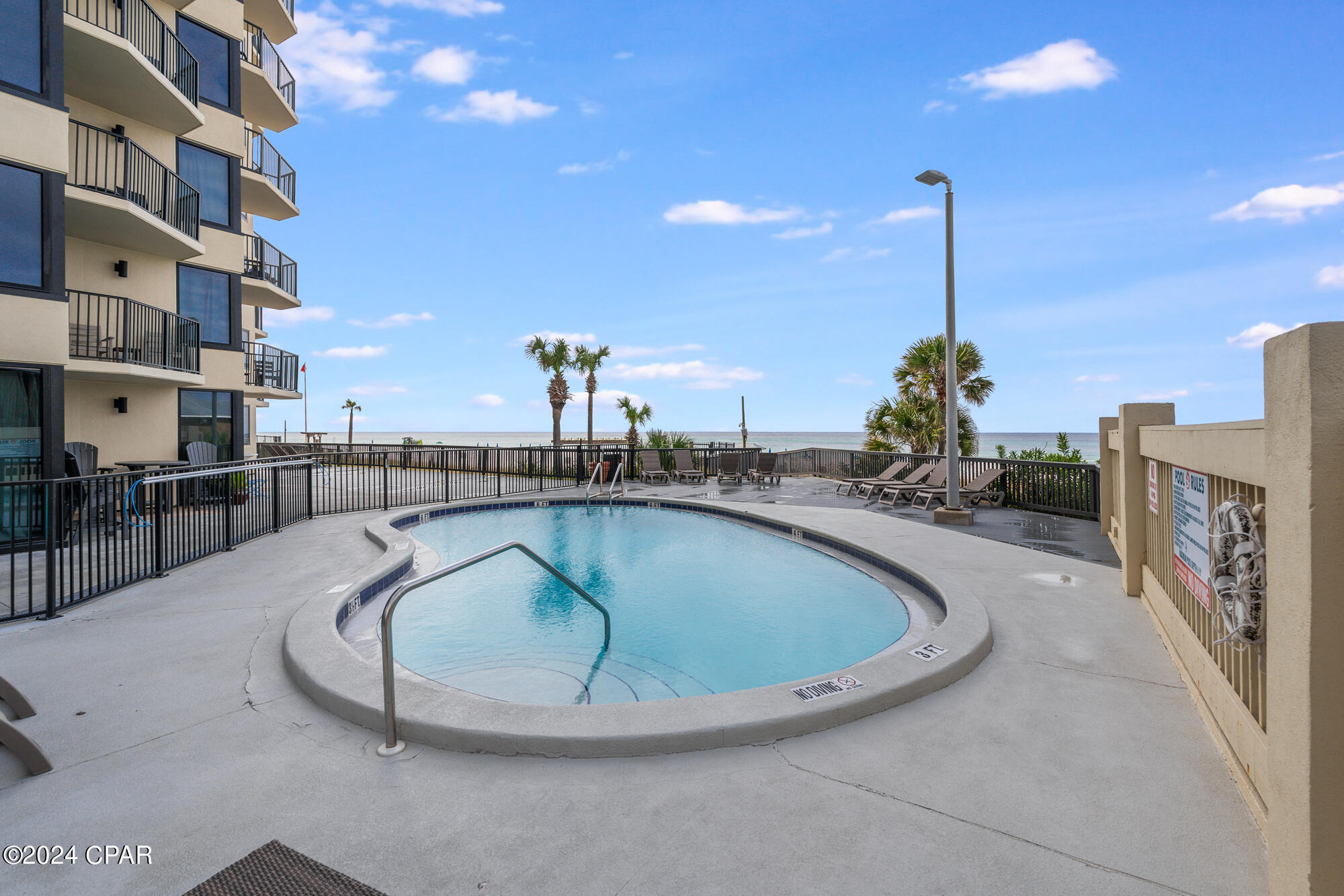 Sunbird Condo - Residential