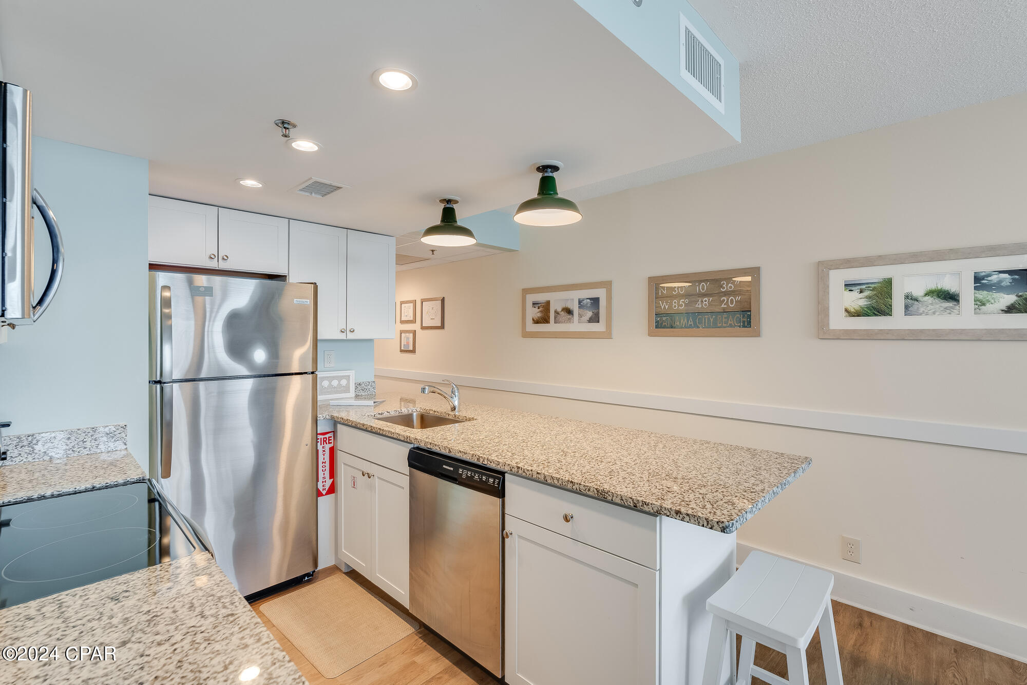 Sunbird Condo - Residential