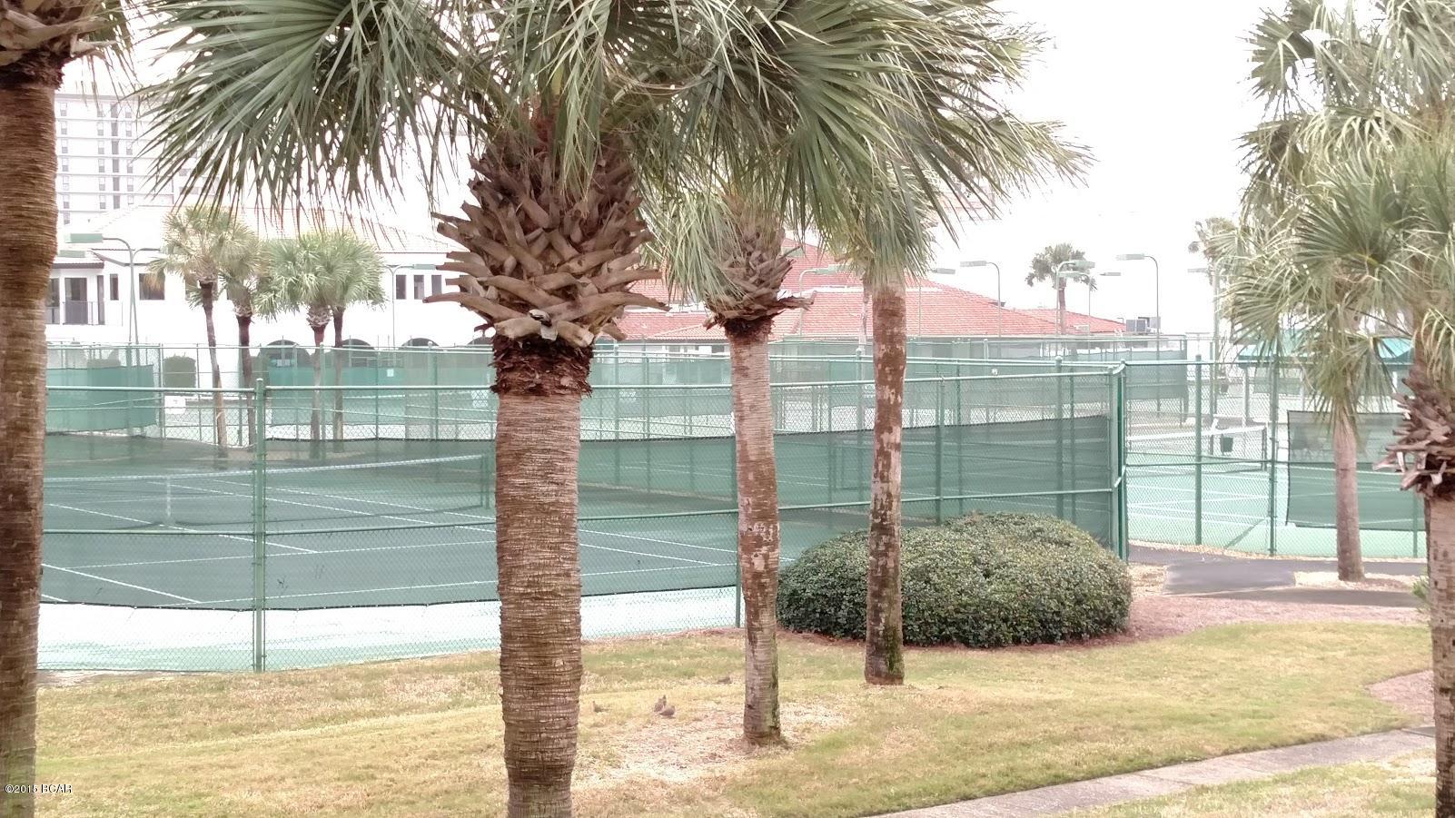 River Oaks Tennis Villas - Residential