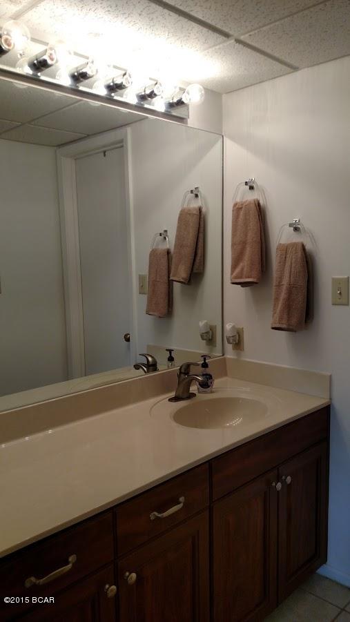 River Oaks Tennis Villas - Residential