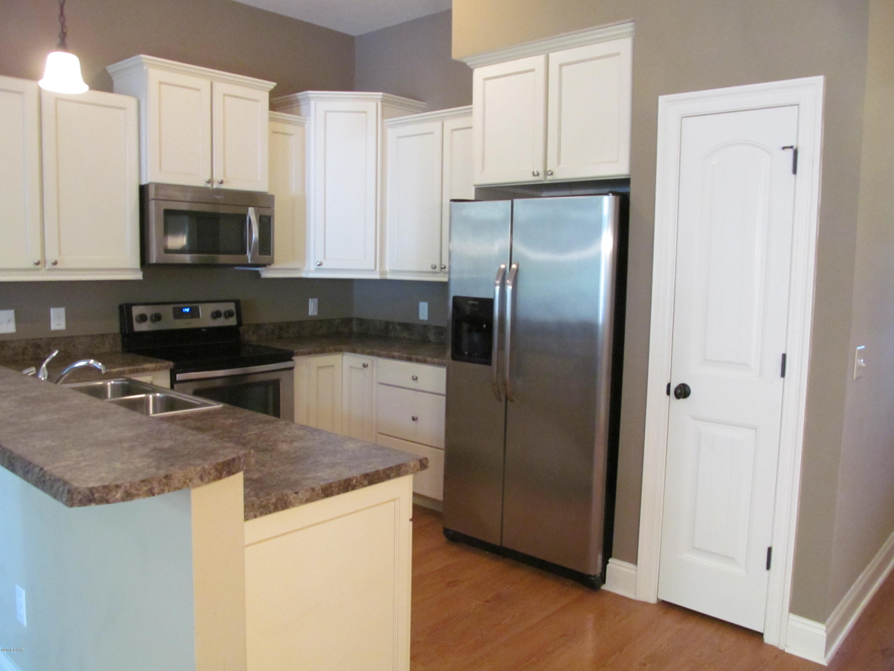 [No Recorded Subdiv] - Residential Lease