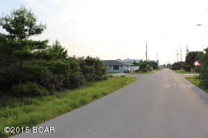 El Centro Beach - Land