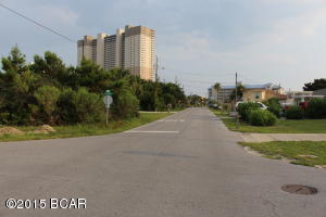 El Centro Beach - Land