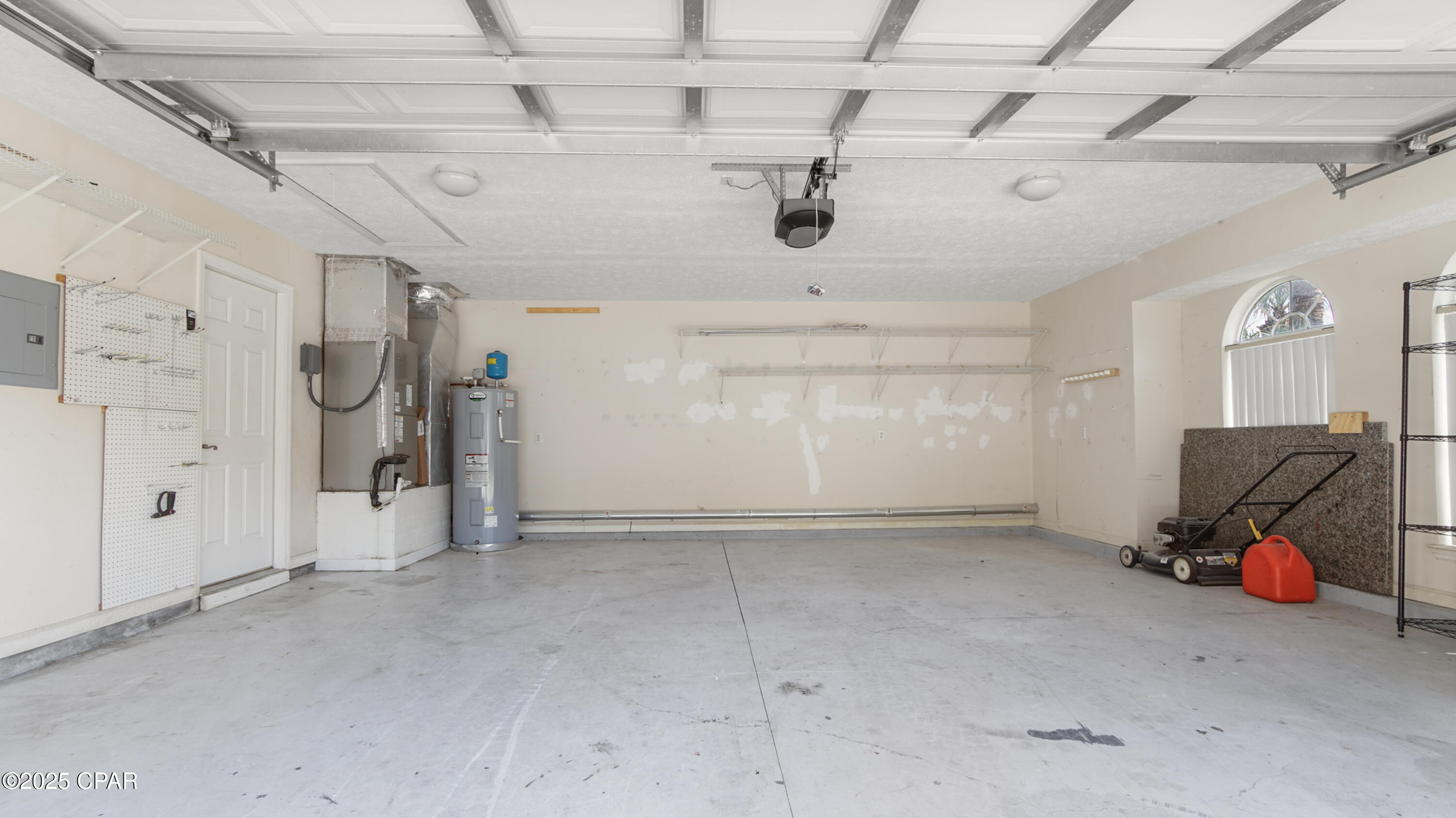 Dolphin Bay - Residential Lease