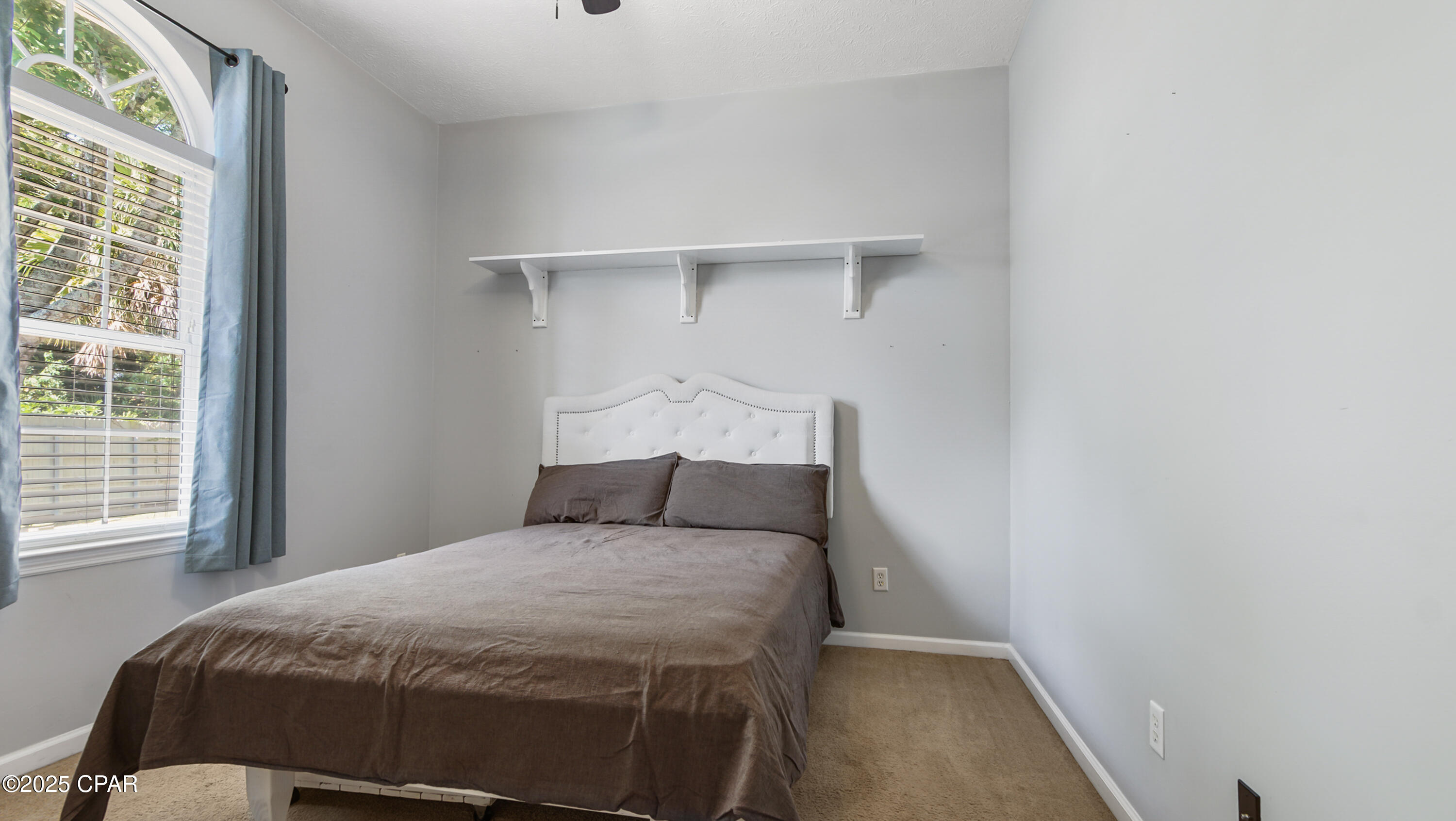 Dolphin Bay - Residential Lease