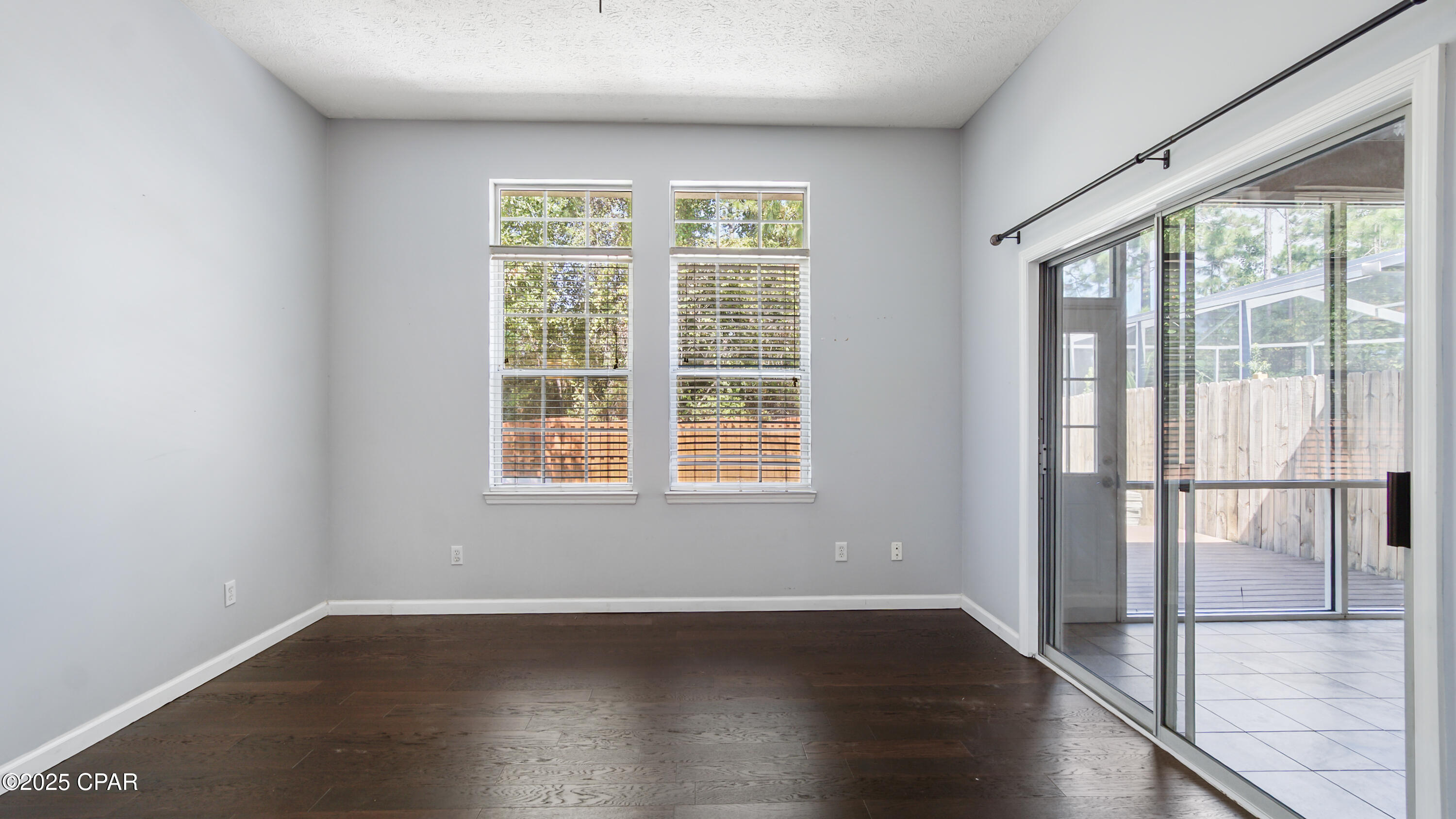 Dolphin Bay - Residential Lease