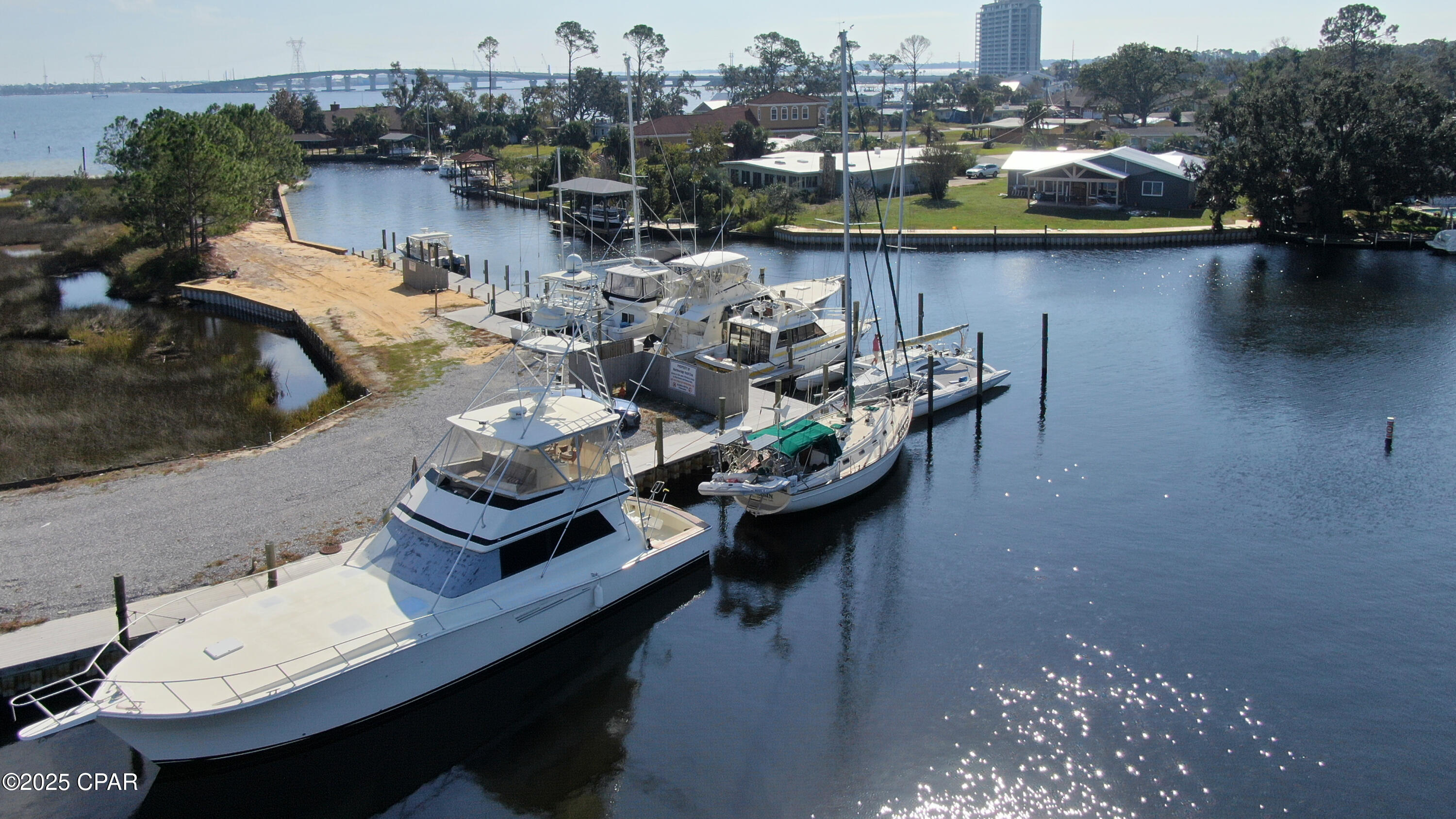 Dolphin Bay - Residential Lease