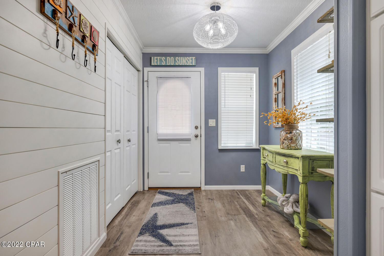 Laguna Beach Estates 7th Add - Residential