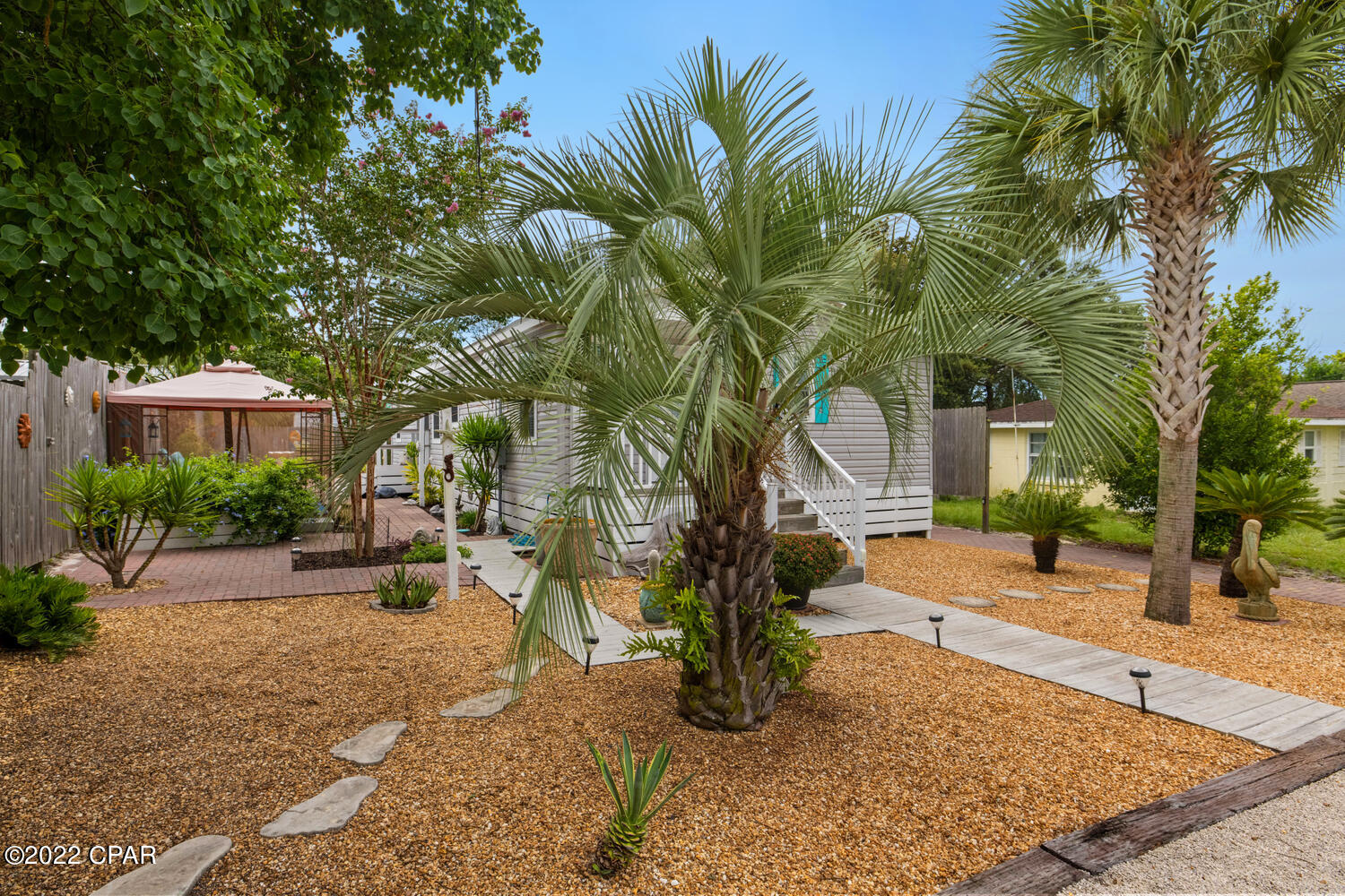 Laguna Beach Estates 7th Add - Residential