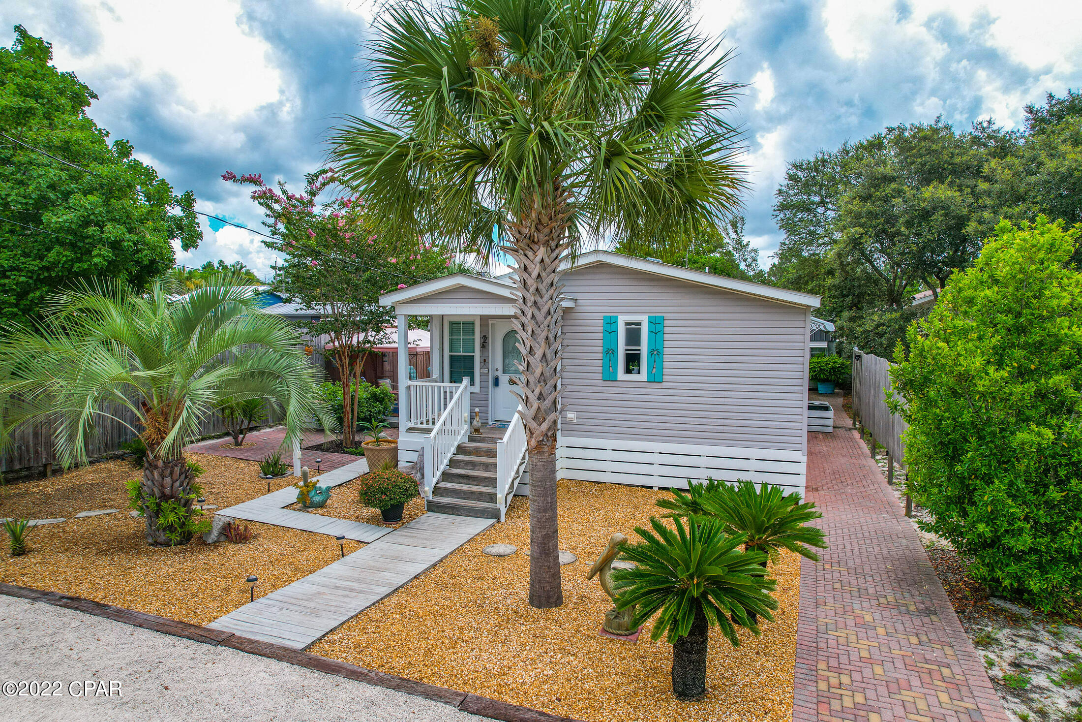 Laguna Beach Estates 7th Add - Residential