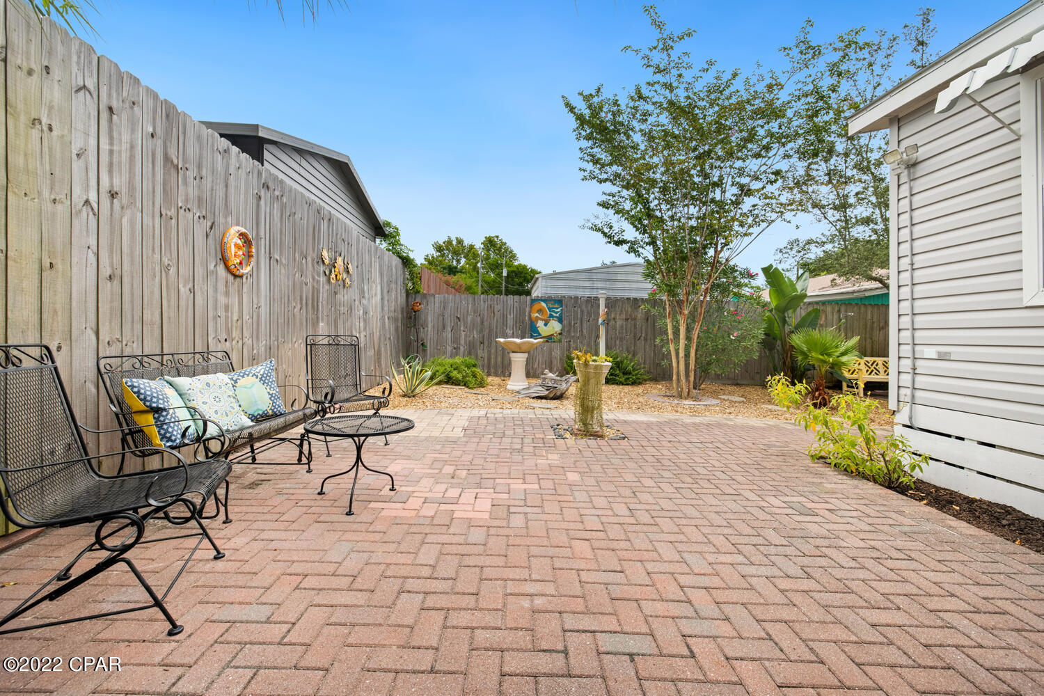 Laguna Beach Estates 7th Add - Residential