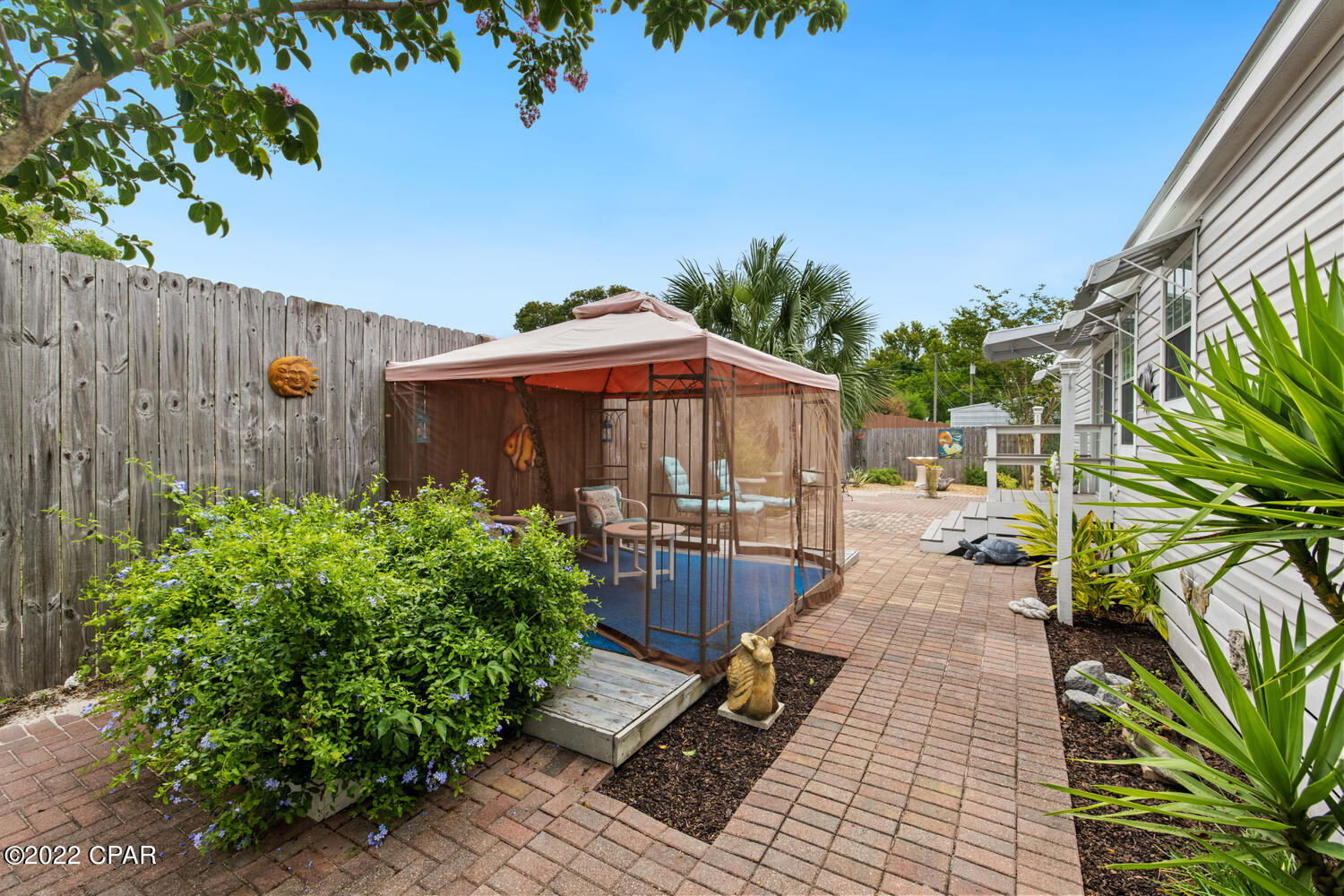 Laguna Beach Estates 7th Add - Residential