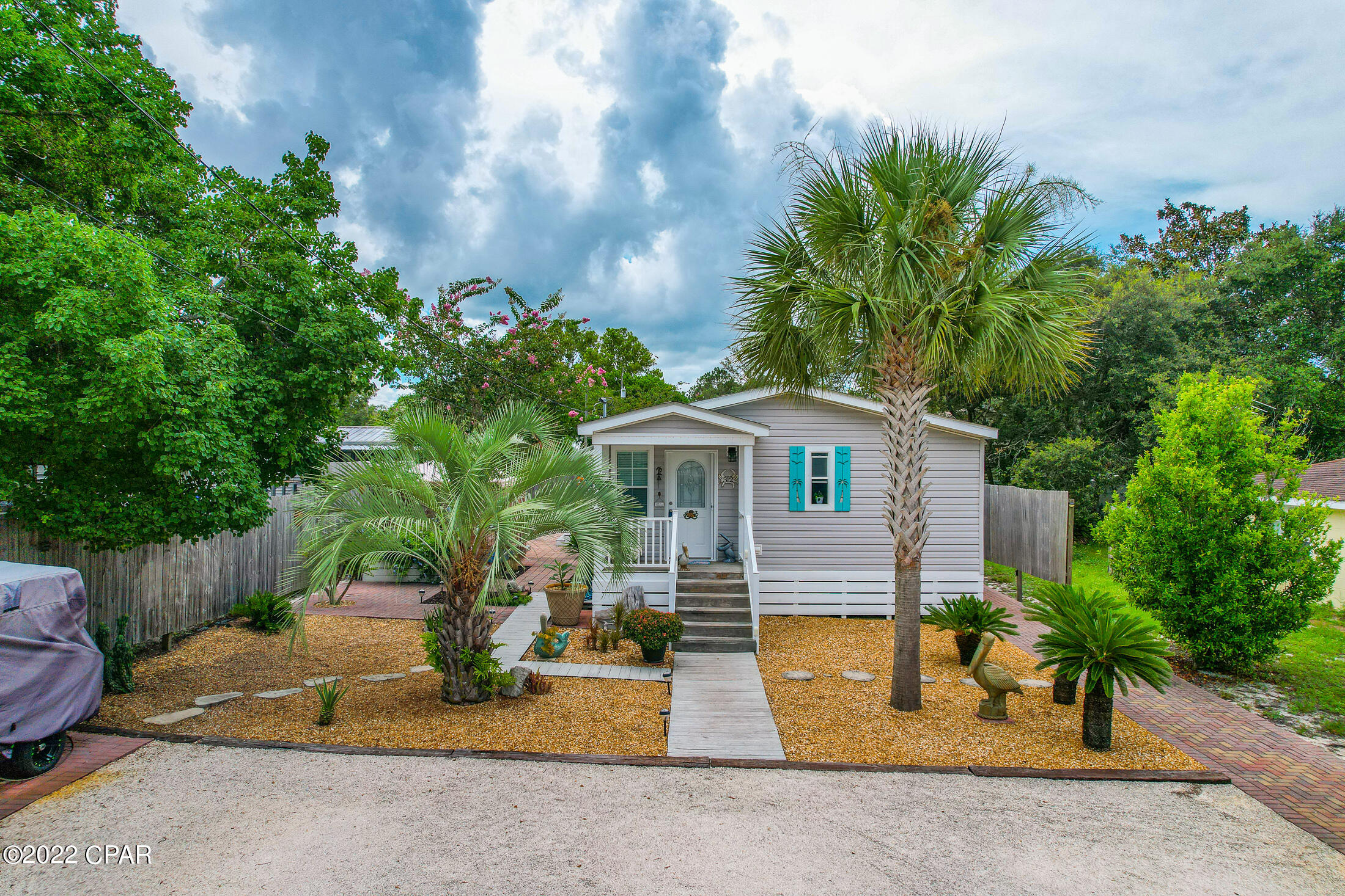 Laguna Beach Estates 7th Add - Residential