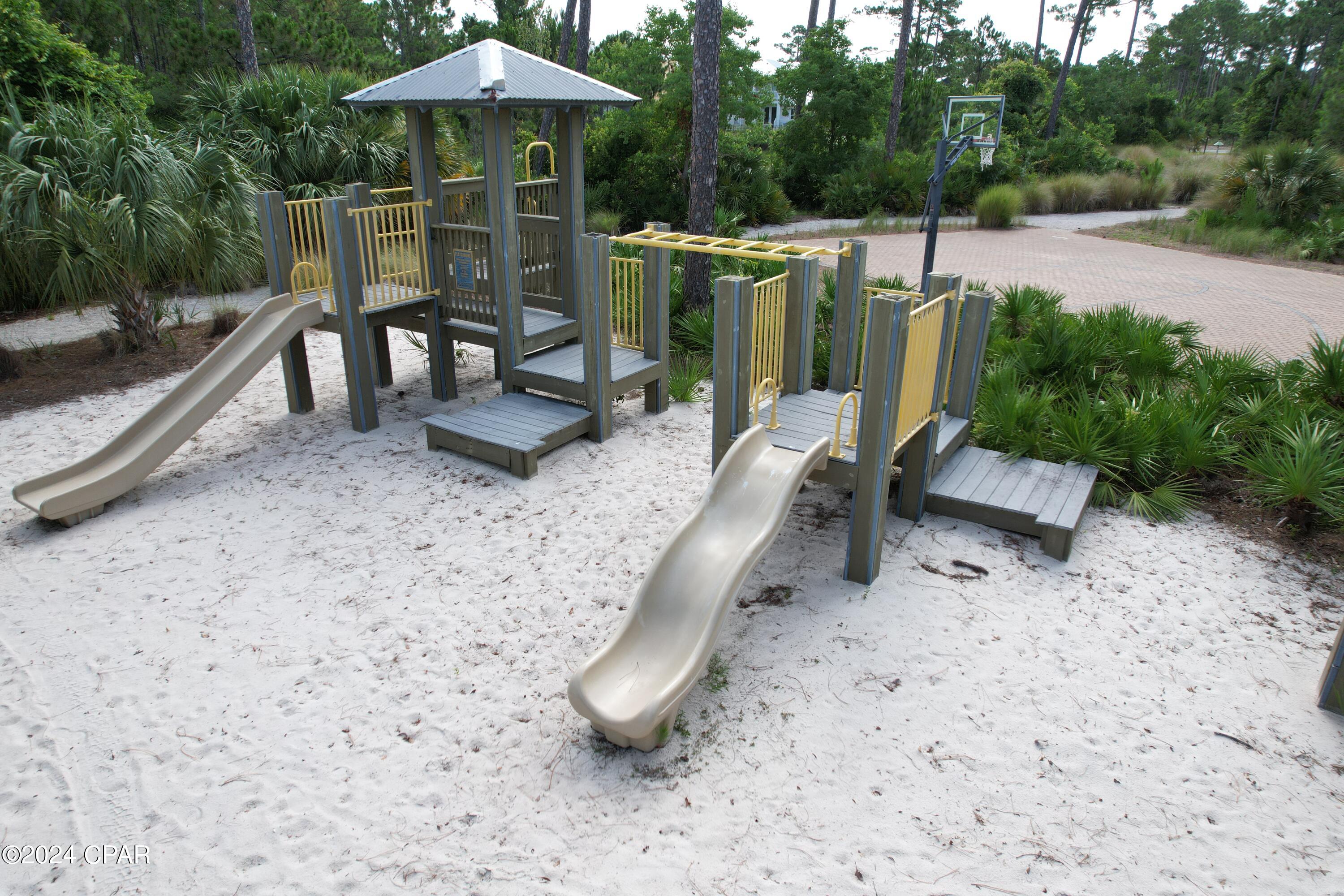 Martinique Phase II - Land