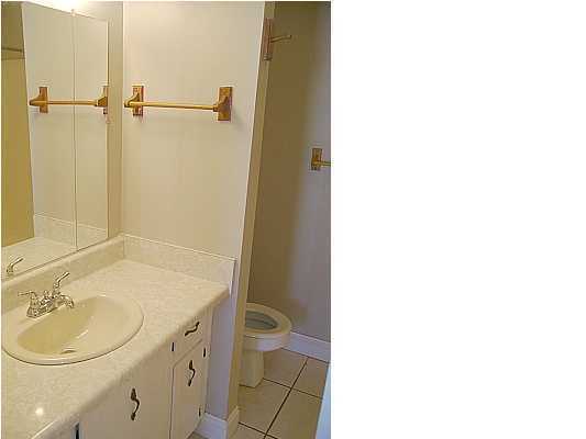 Holiday Beach Unit 8 - Residential Lease