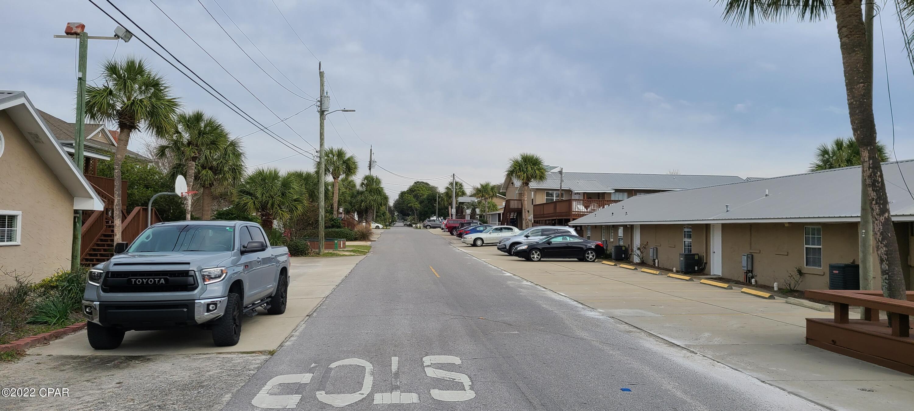 [No Recorded Subdiv] - Land