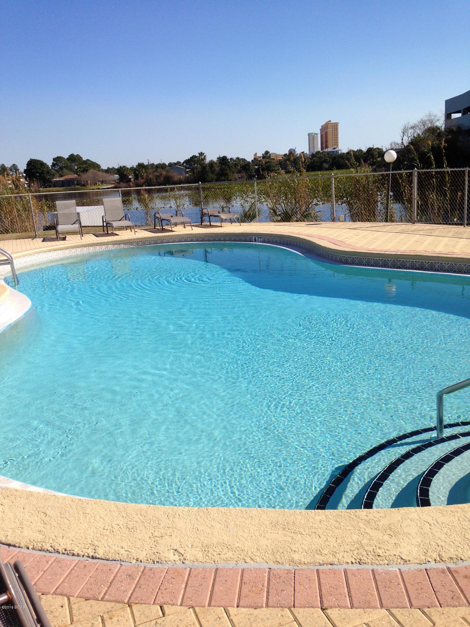 Lullwater Beach - Residential