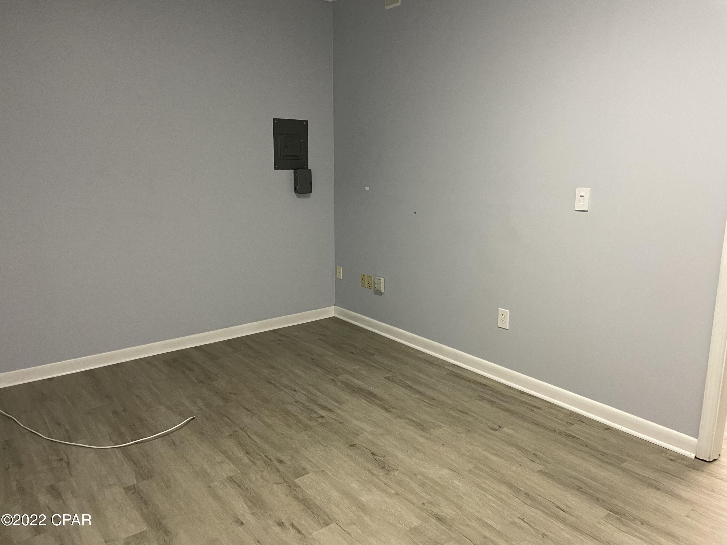 [No Recorded Subdiv] - Commercial Sale