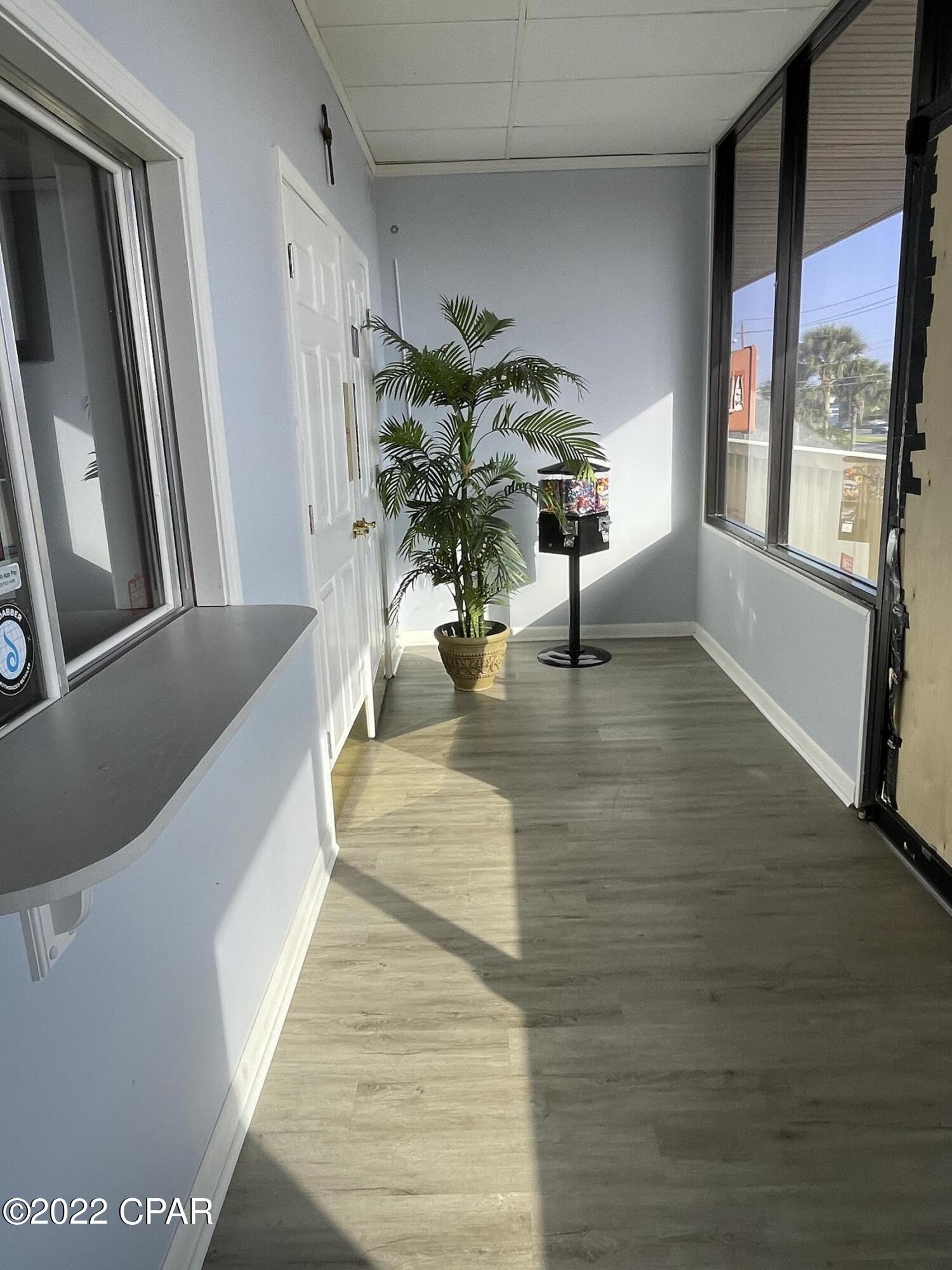 [No Recorded Subdiv] - Commercial Sale