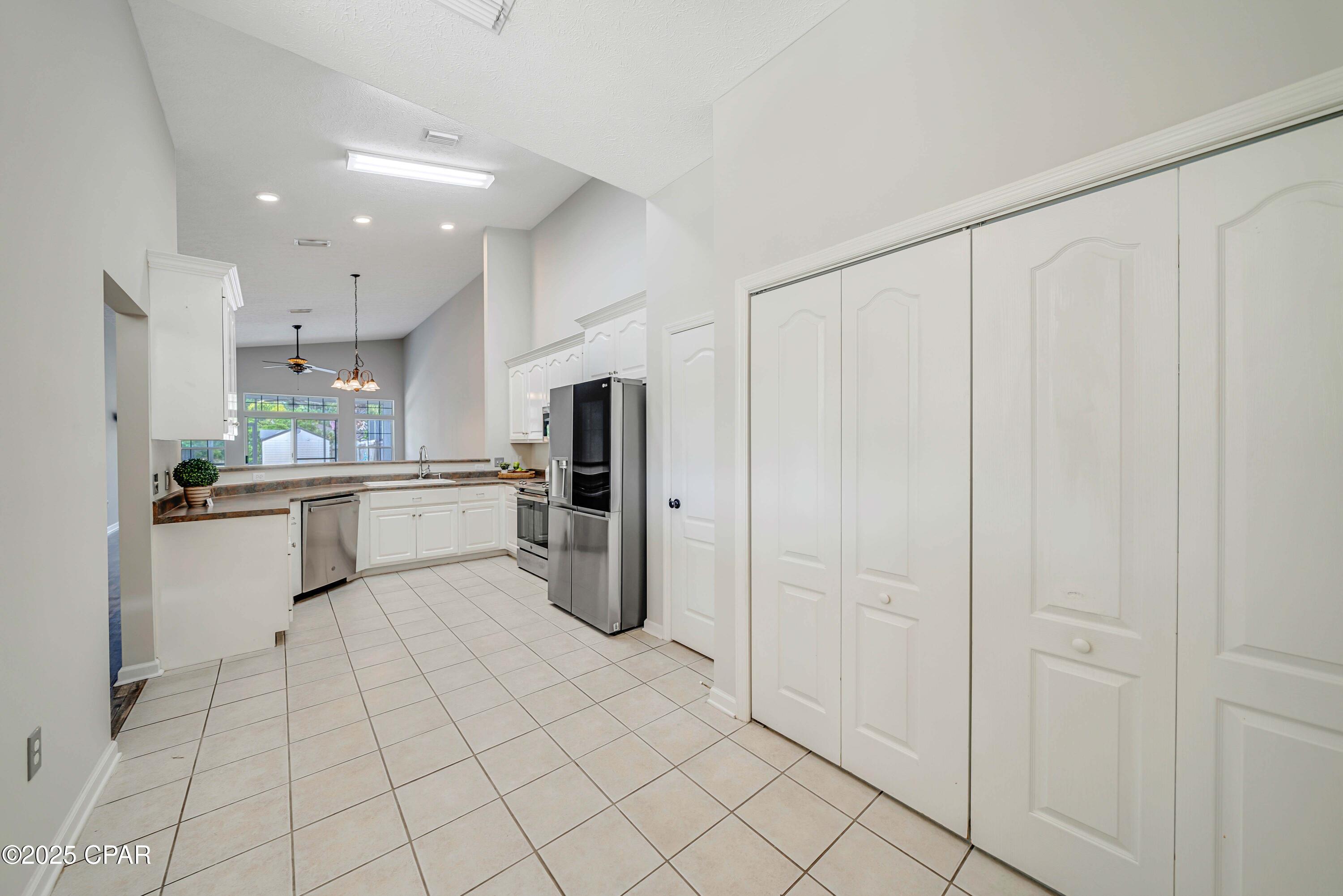 Dolphin Bay - Residential