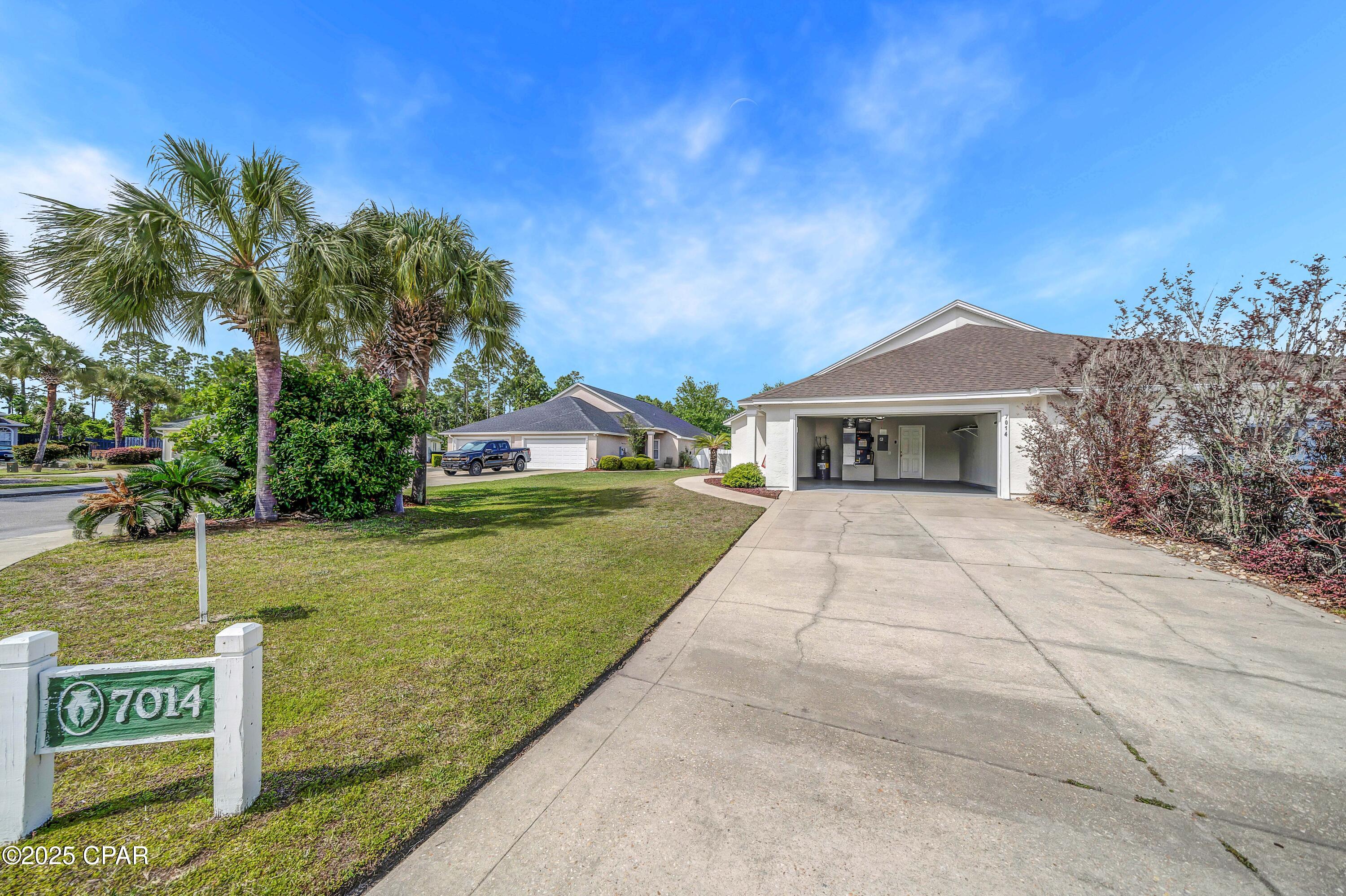 Dolphin Bay - Residential