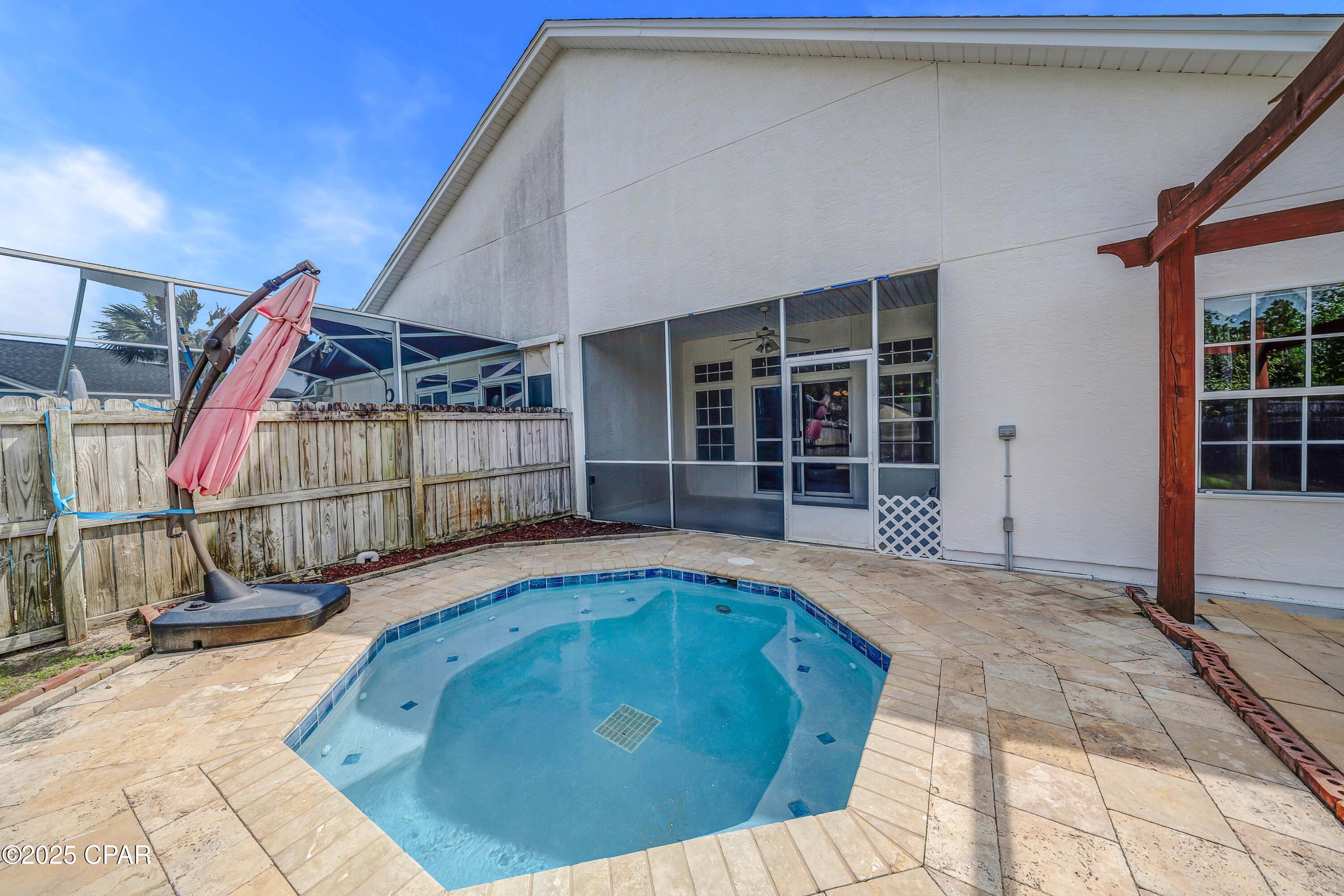 Dolphin Bay - Residential