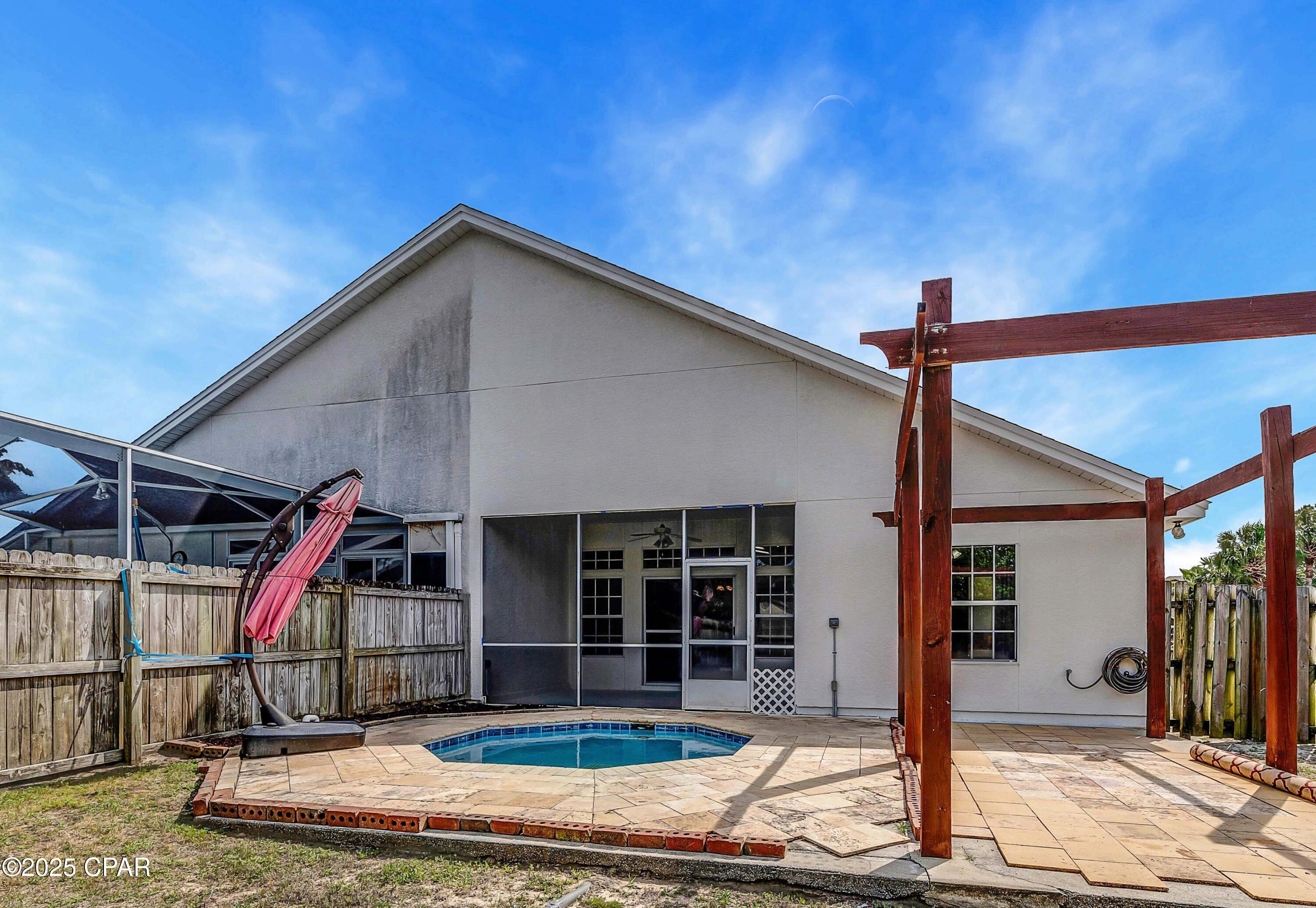 Dolphin Bay - Residential