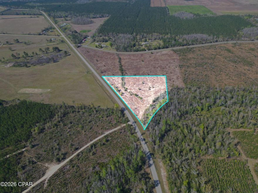 Discover the space and flexibility you've been looking for with this 8.28-acre residential lot on County Road 275 in Blountstown, Florida.

If you've been wanting room to spread out and build something that fits your lifestyle, this property gives you that opportunity. The land has been cleared, allowing you to better see the layout while still offering natural features that you can shape to match your vision. 

With plenty of room for a custom-built home, outdoor living, and space to enjoy the land, you can create a setup that works for you from day one. 

You'll also enjoy convenient access to the Florida Panhandle's best features, located approximately 1 hour to Panama City and 1 hour to Mexico Beach, giving you the option to enjoy coastal trips while still having space of your own. 

If you've been searching for land with room to grow and the ability to make it your own, this is a great opportunity.