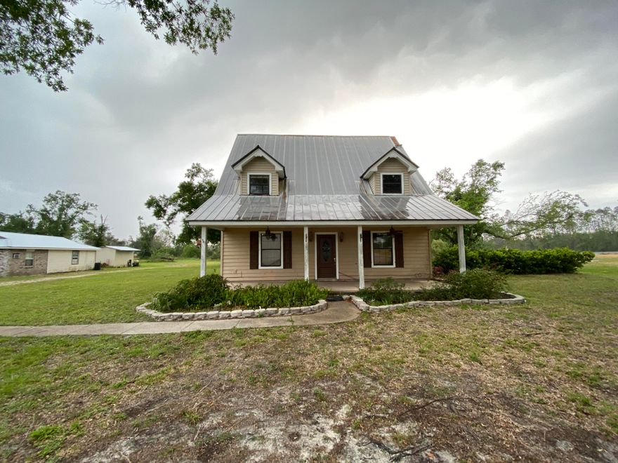 This beautiful home on a large lot will prove to be a reliable source of cash flow as a rental or a quick pay day as a flip. 2363 sqft, 4/2.5 situated in a peaceful community minutes away from shopping and schools.
